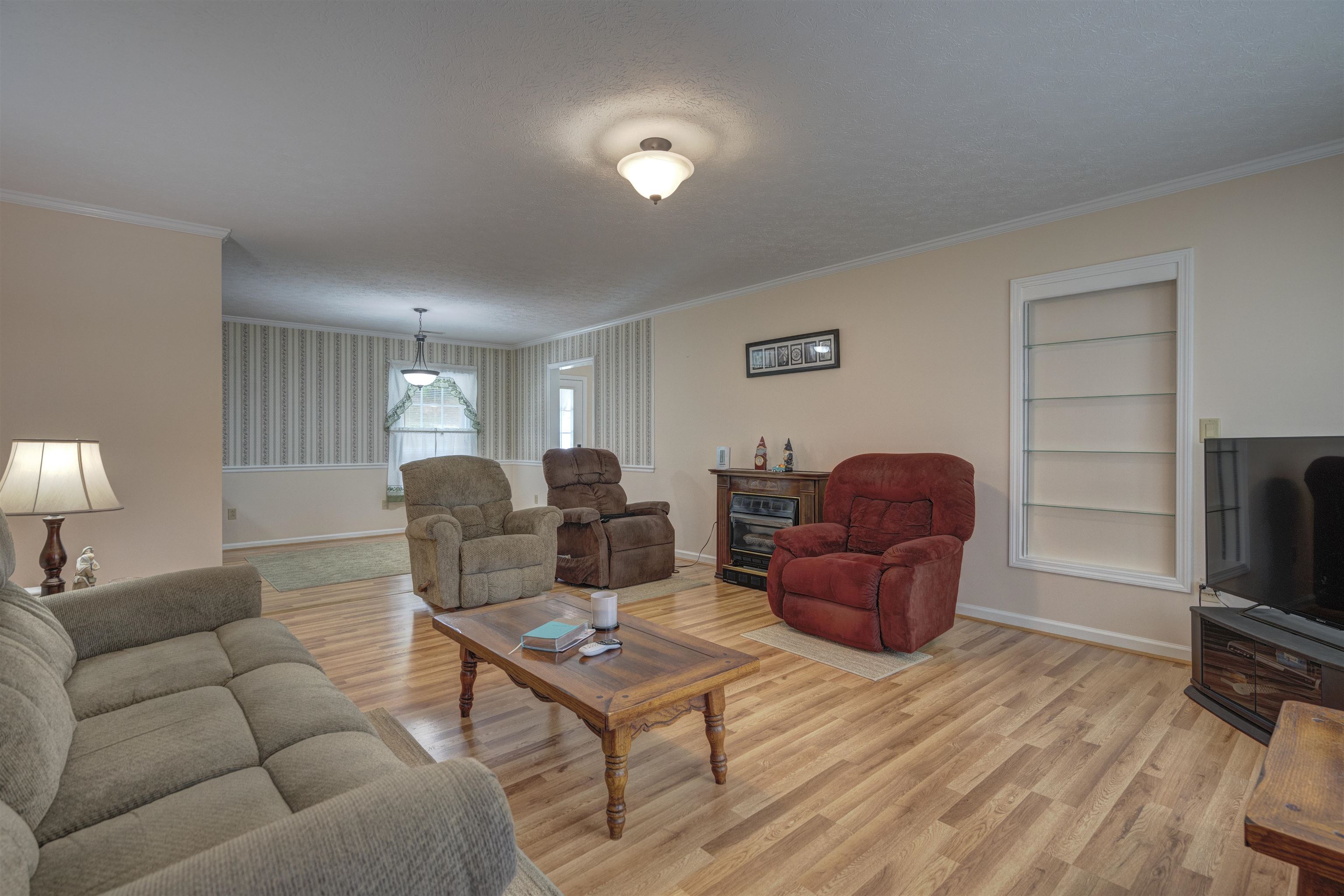 1349 MOCKINGBIRD Drive