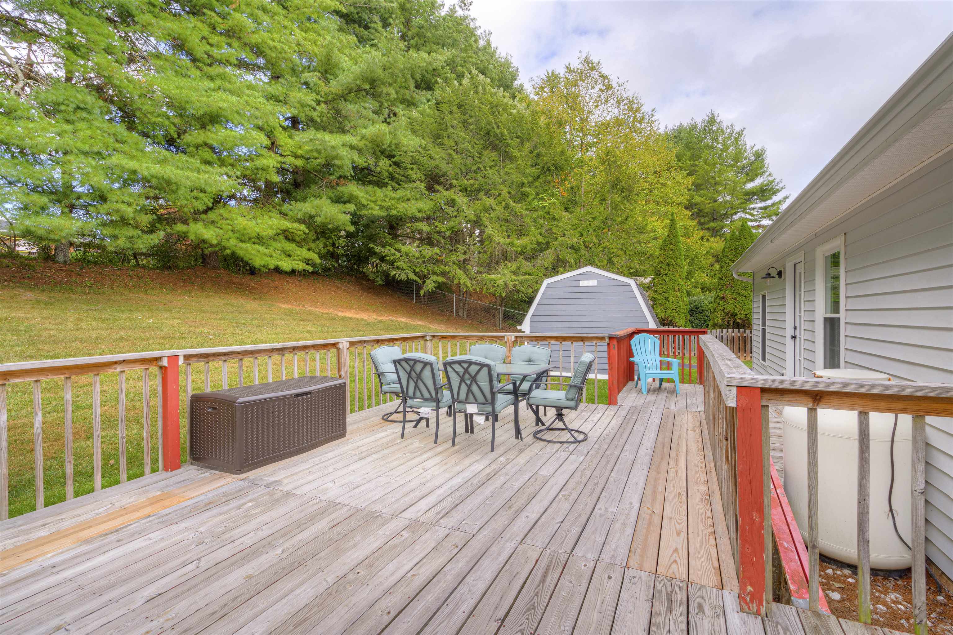 1349 MOCKINGBIRD Drive