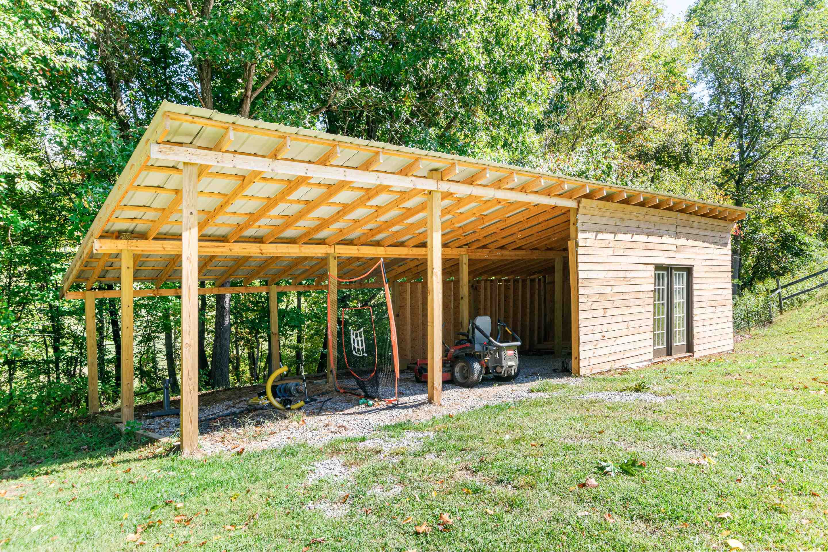 2893 SPRING HOUSE Road