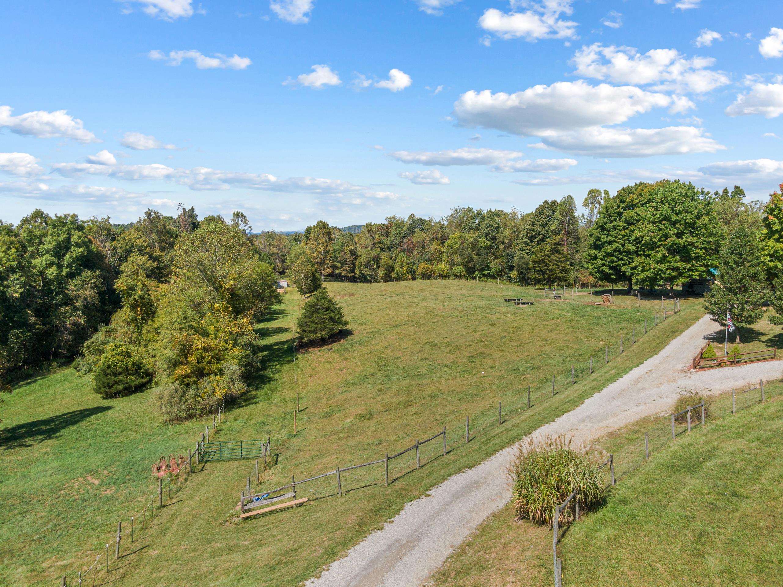 2893 SPRING HOUSE Road