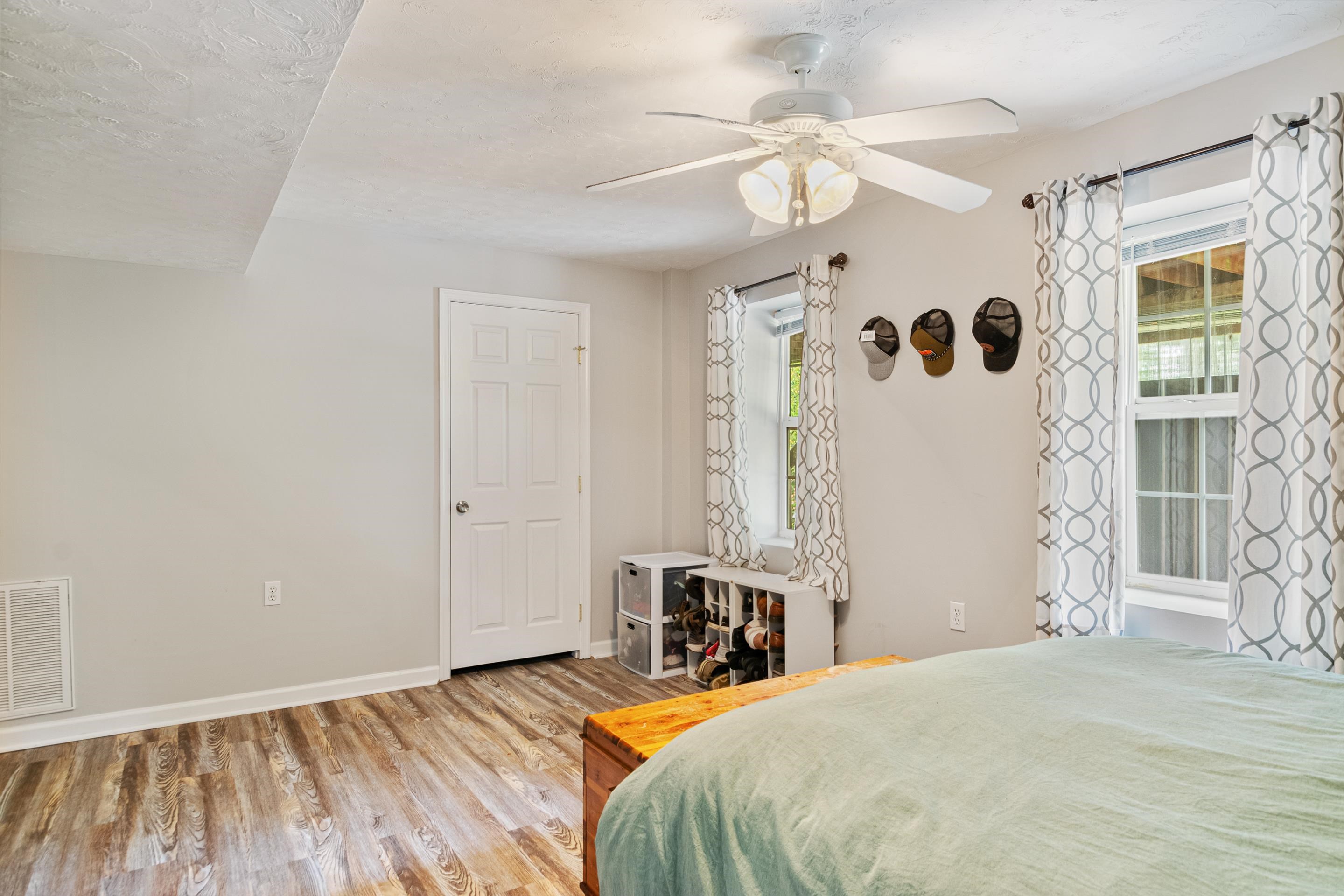 2893 SPRING HOUSE Road