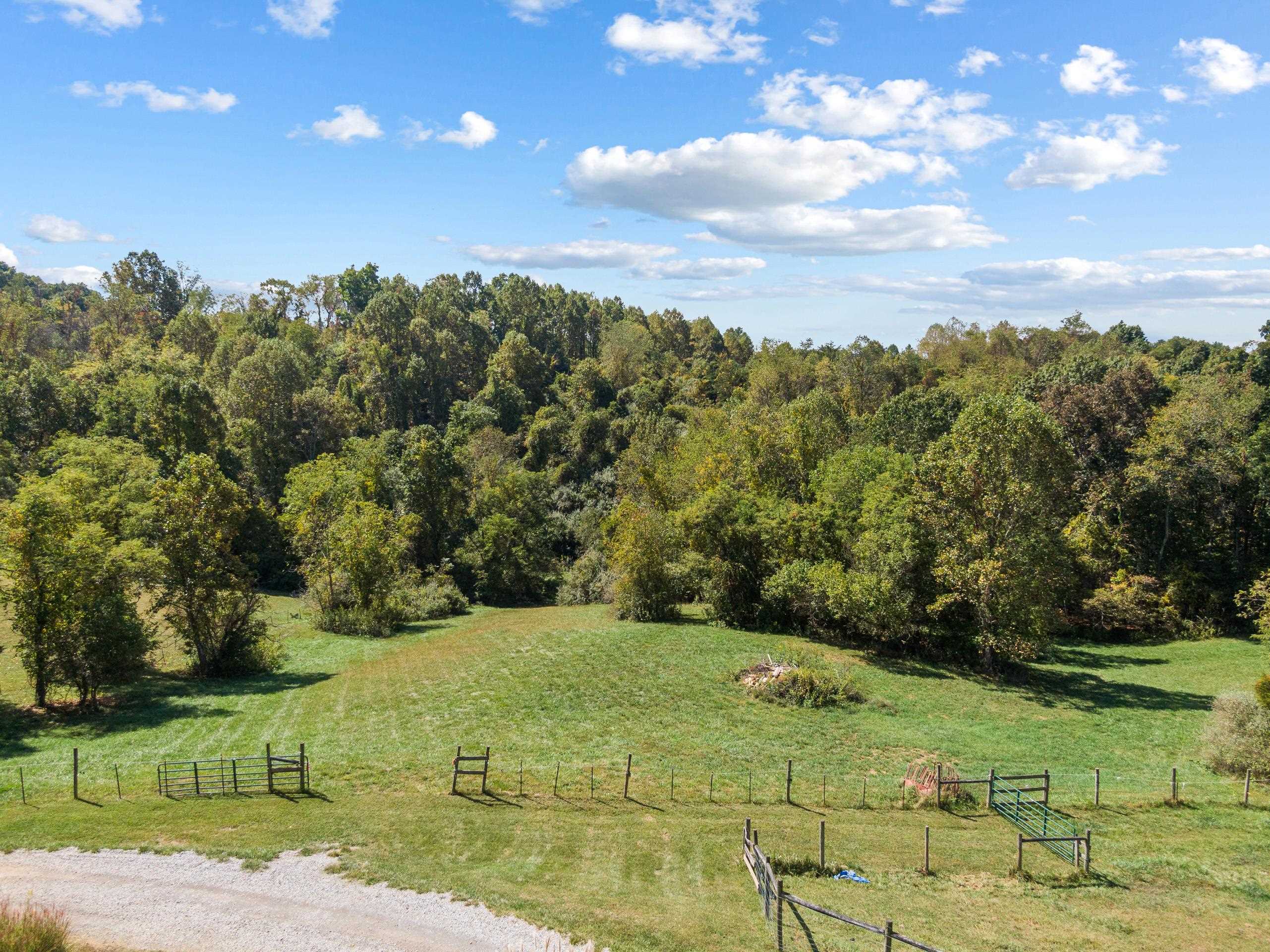 2893 SPRING HOUSE Road