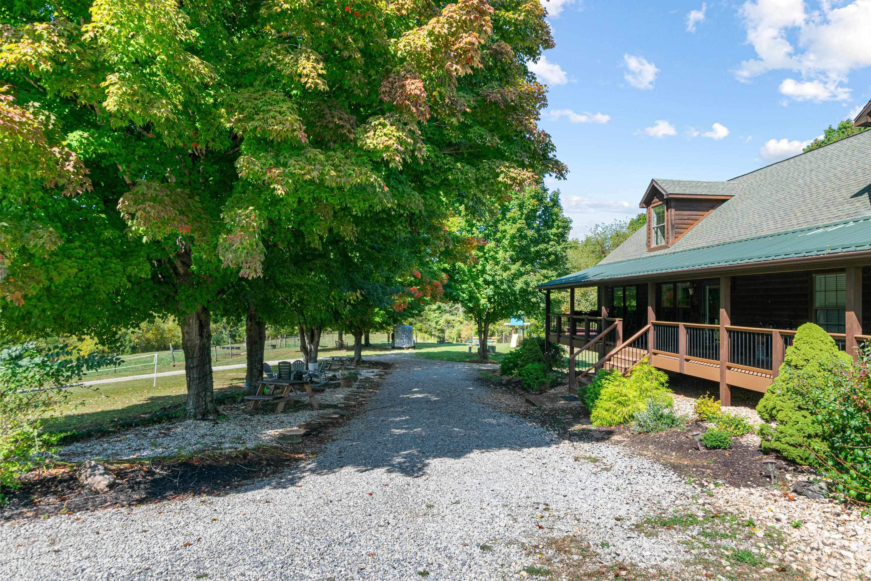 2893 SPRING HOUSE Road