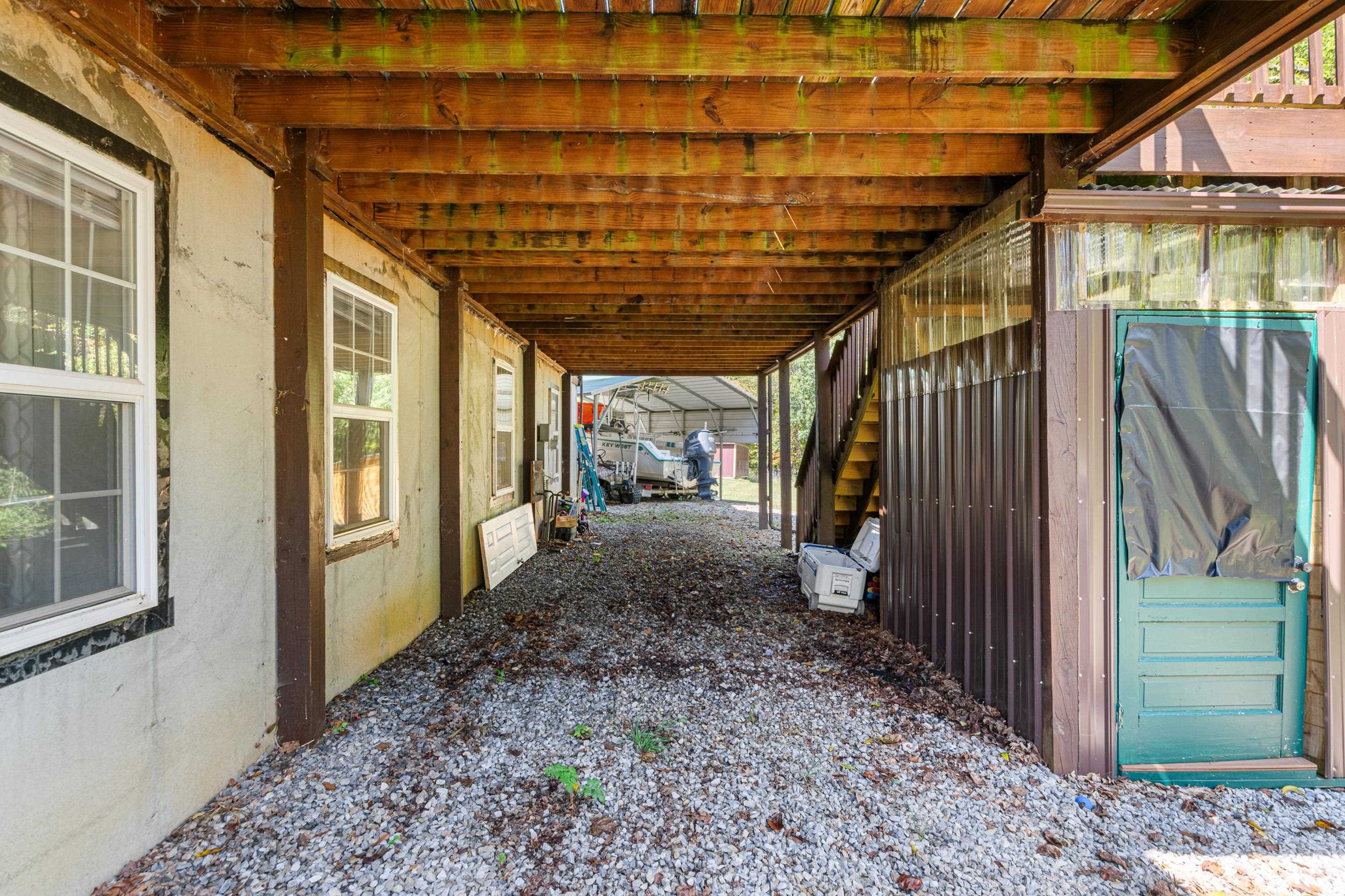 2893 SPRING HOUSE Road