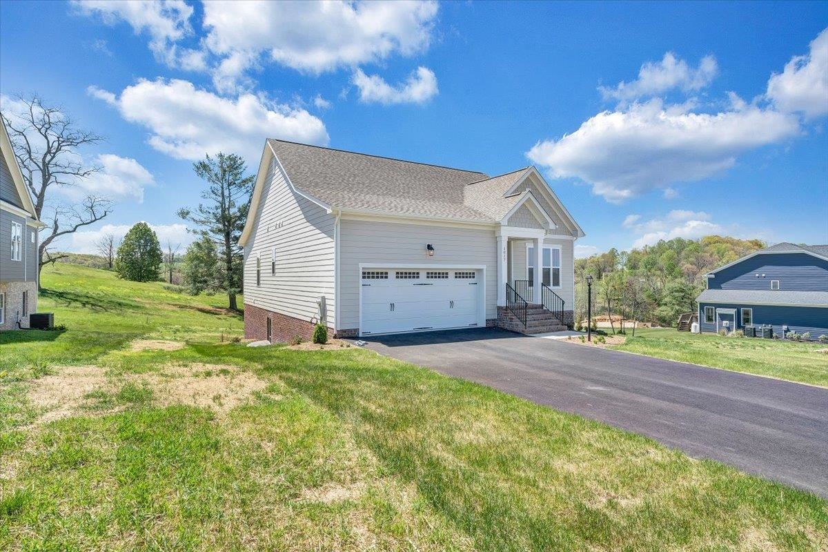 1017 Round Meadow Drive