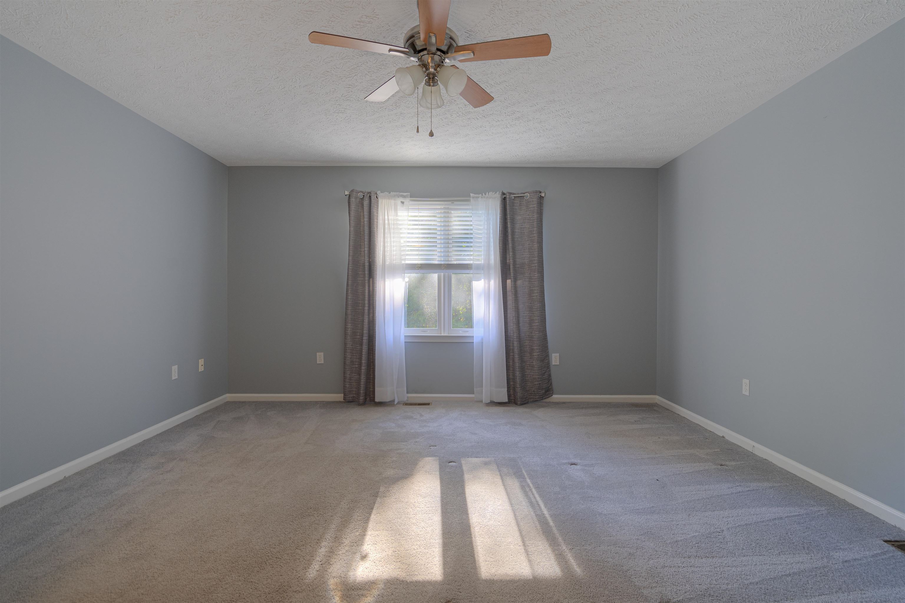 115 INGLEWOOD Drive