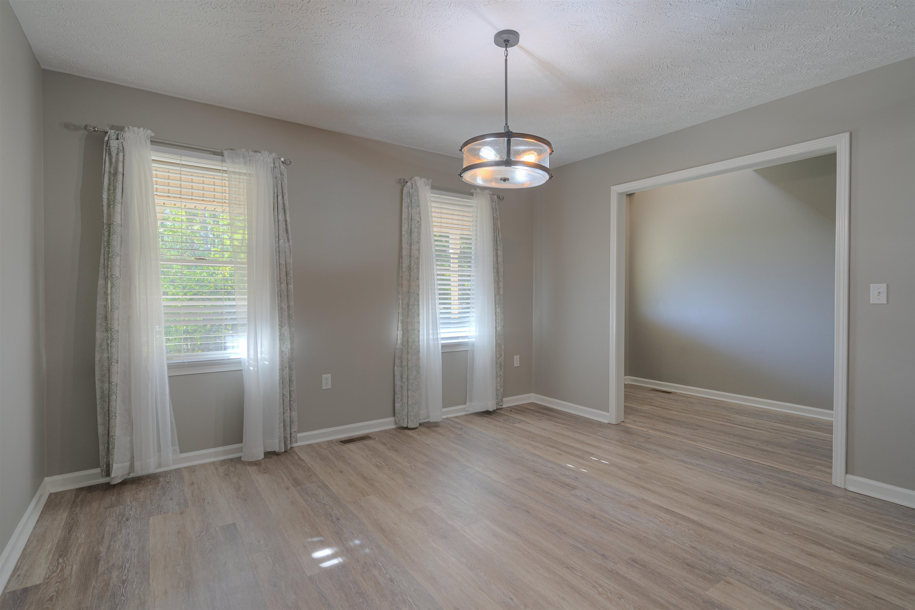 115 INGLEWOOD Drive