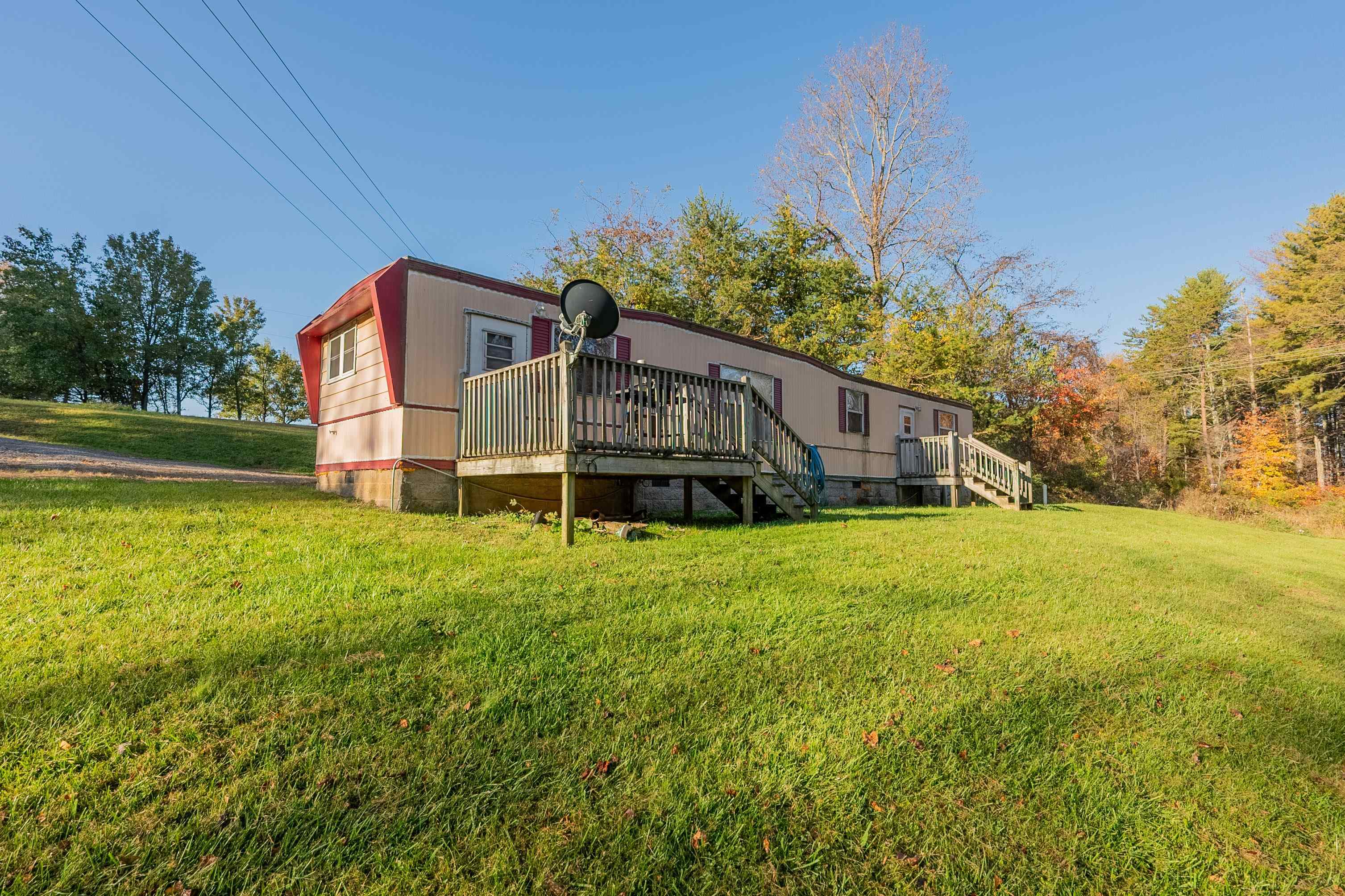 333 NEEDMORE Lane NE