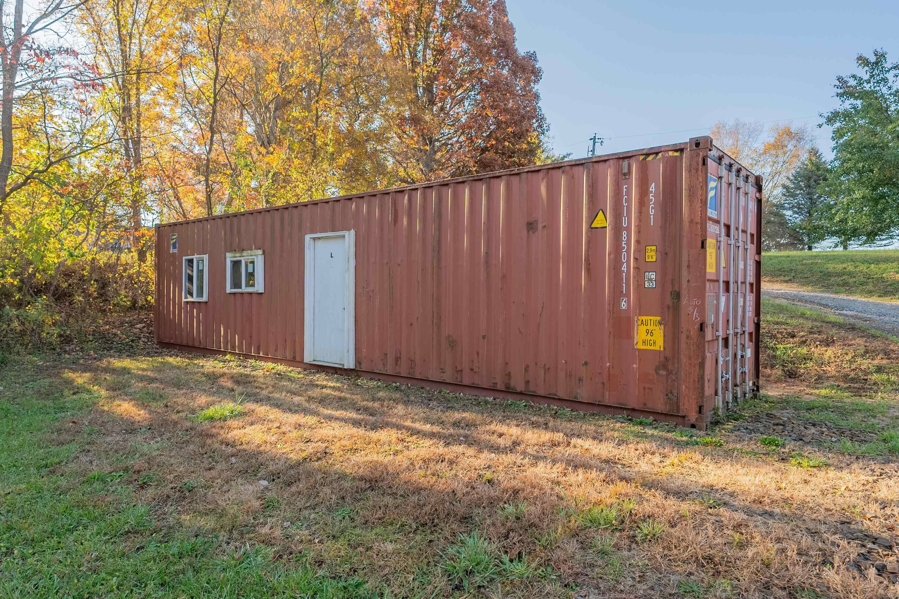 333 NEEDMORE Lane NE