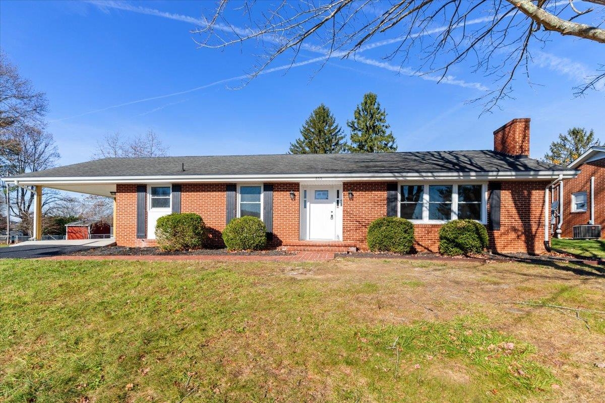 855 MOUNTAIN VIEW Drive