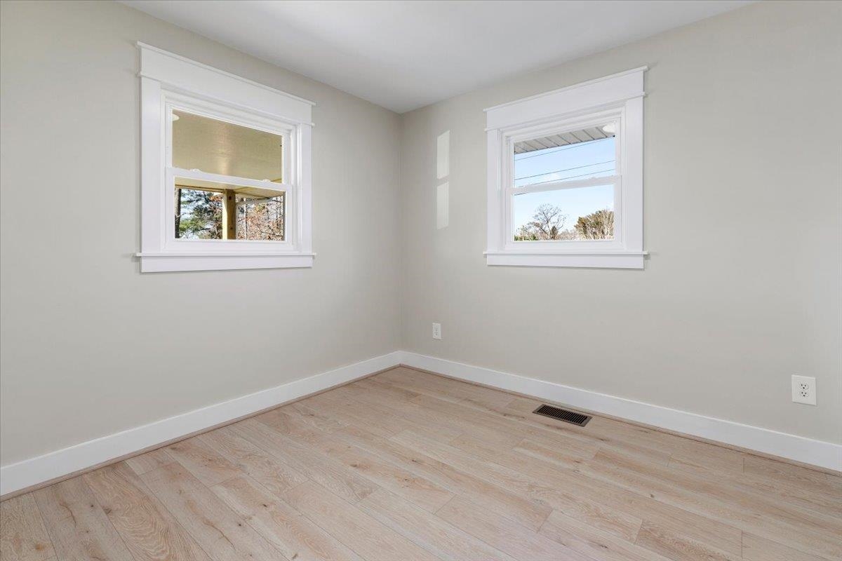 855 MOUNTAIN VIEW Drive