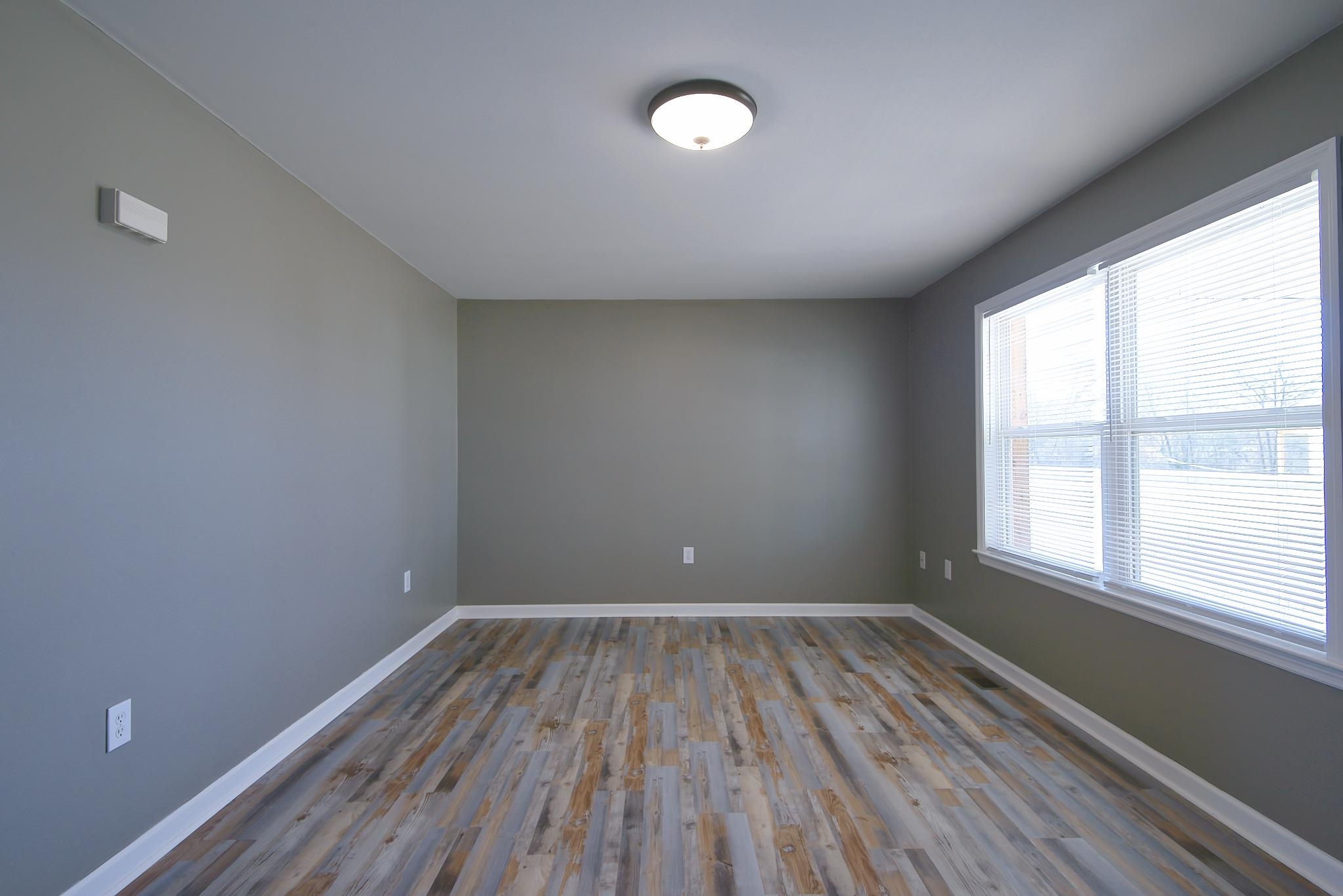 812 Thirteenth Street