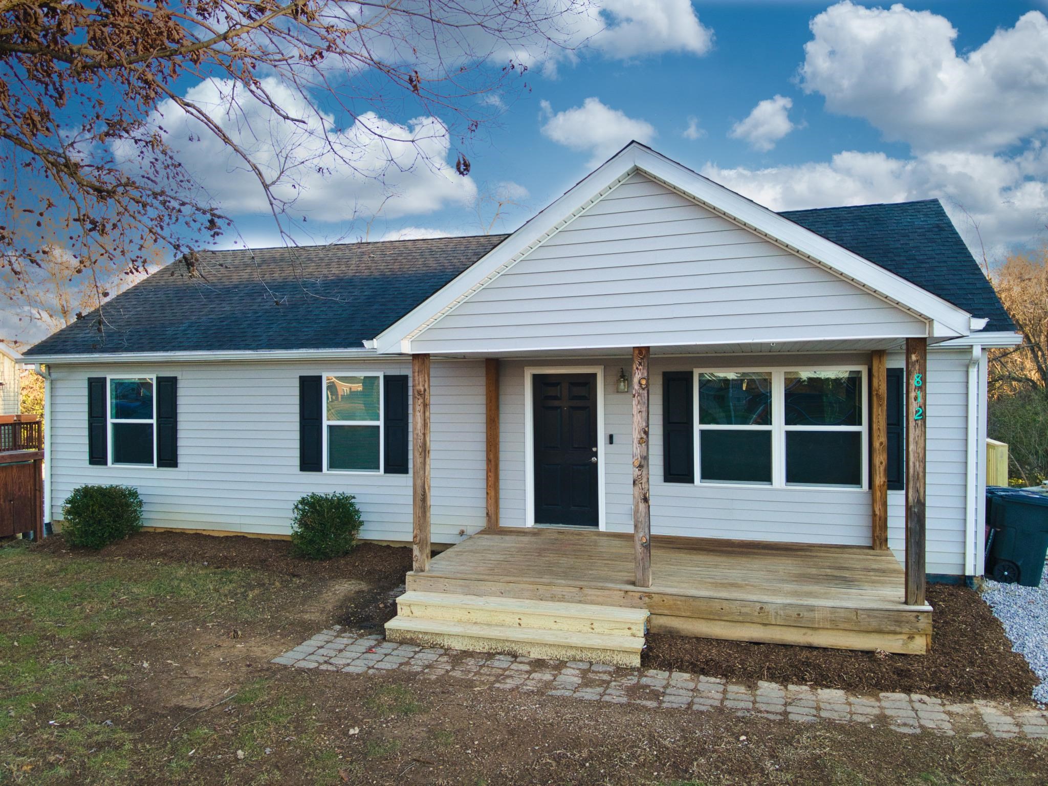 812 Thirteenth Street