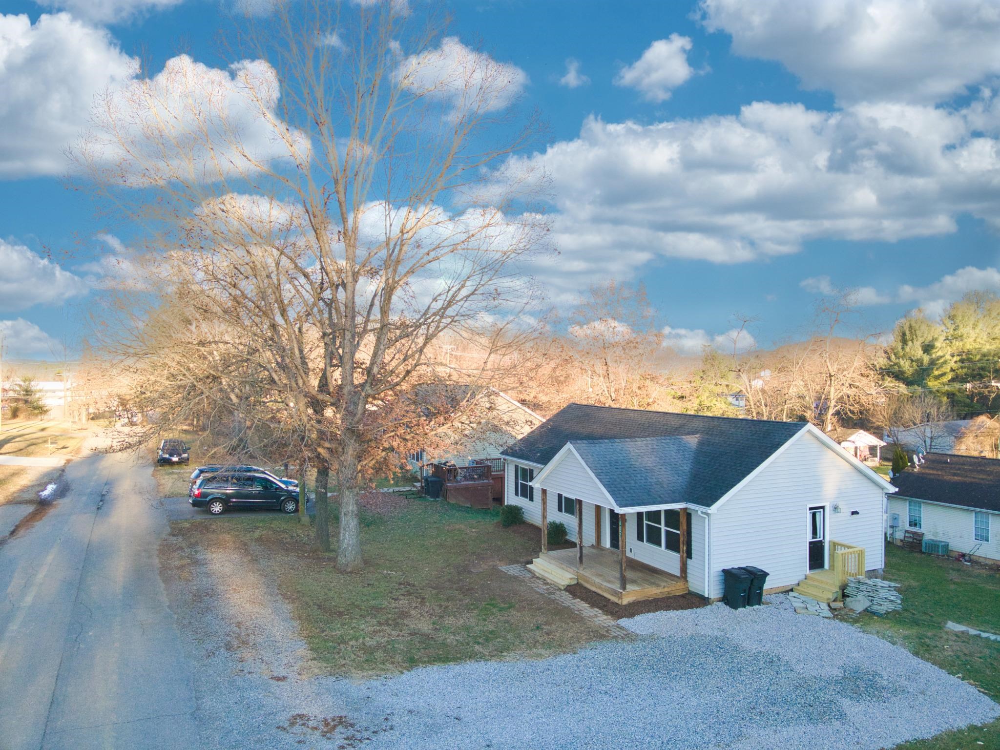 812 Thirteenth Street