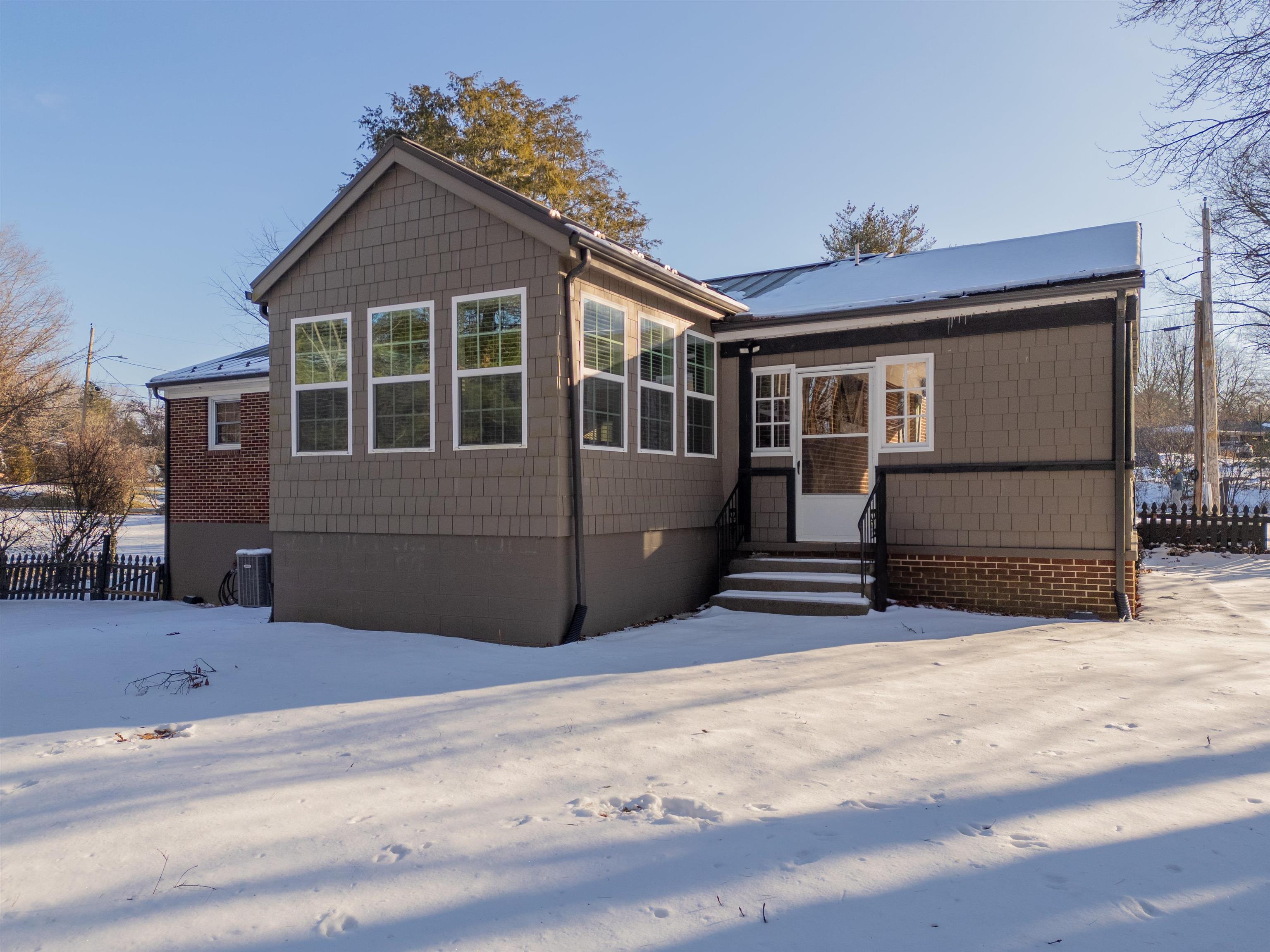502 Edgewood Lane