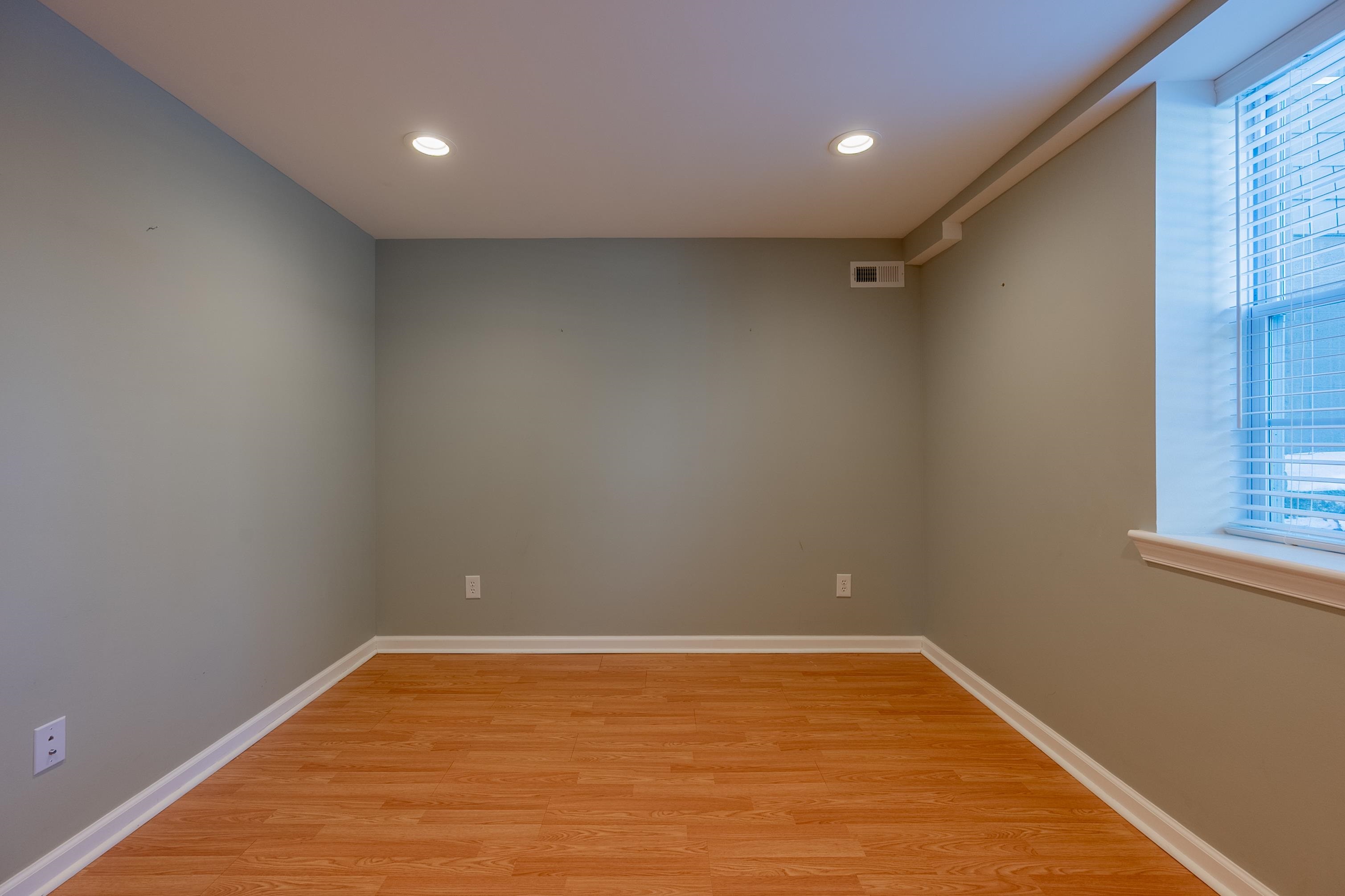 502 Edgewood Lane