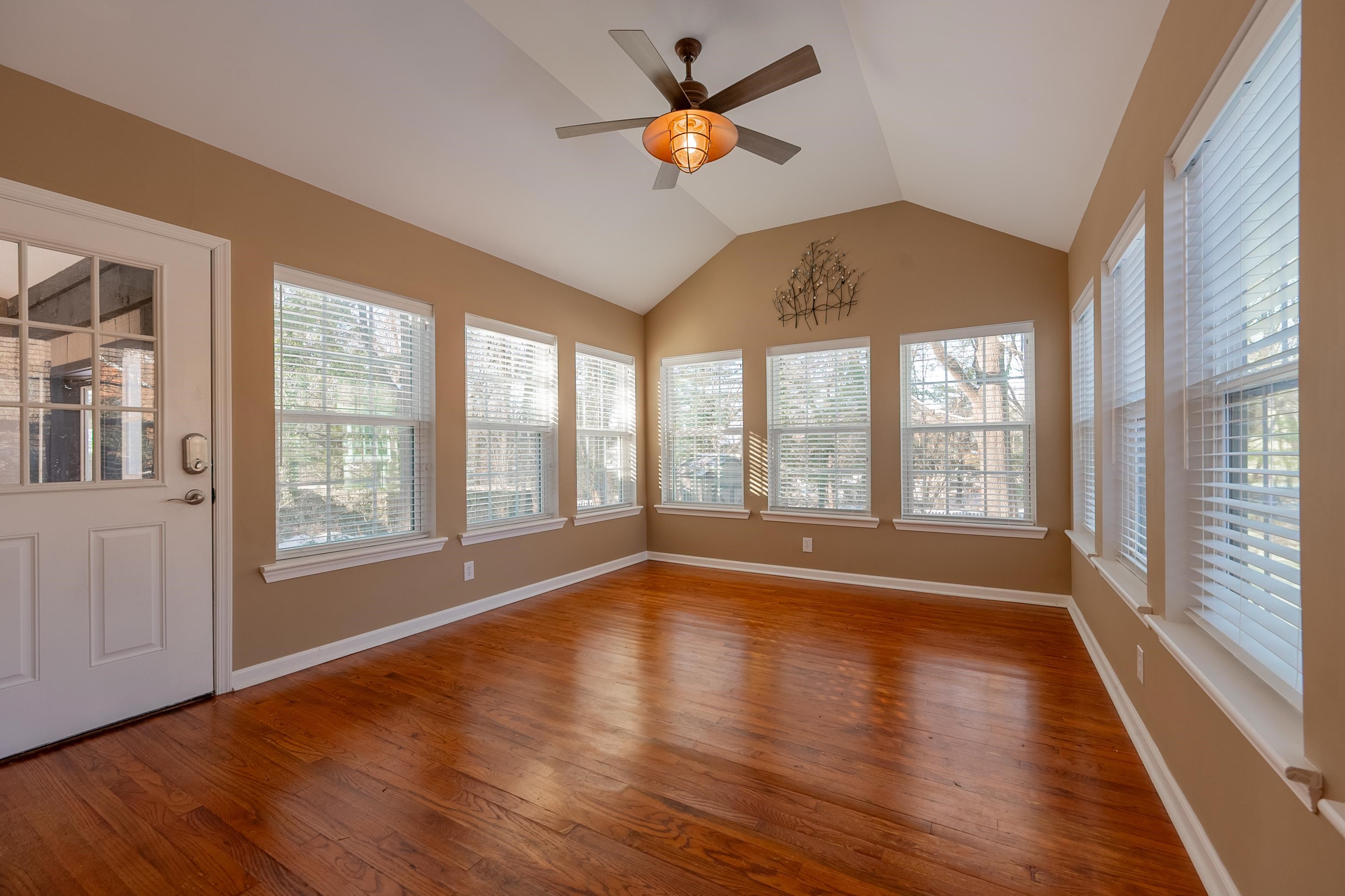 502 Edgewood Lane