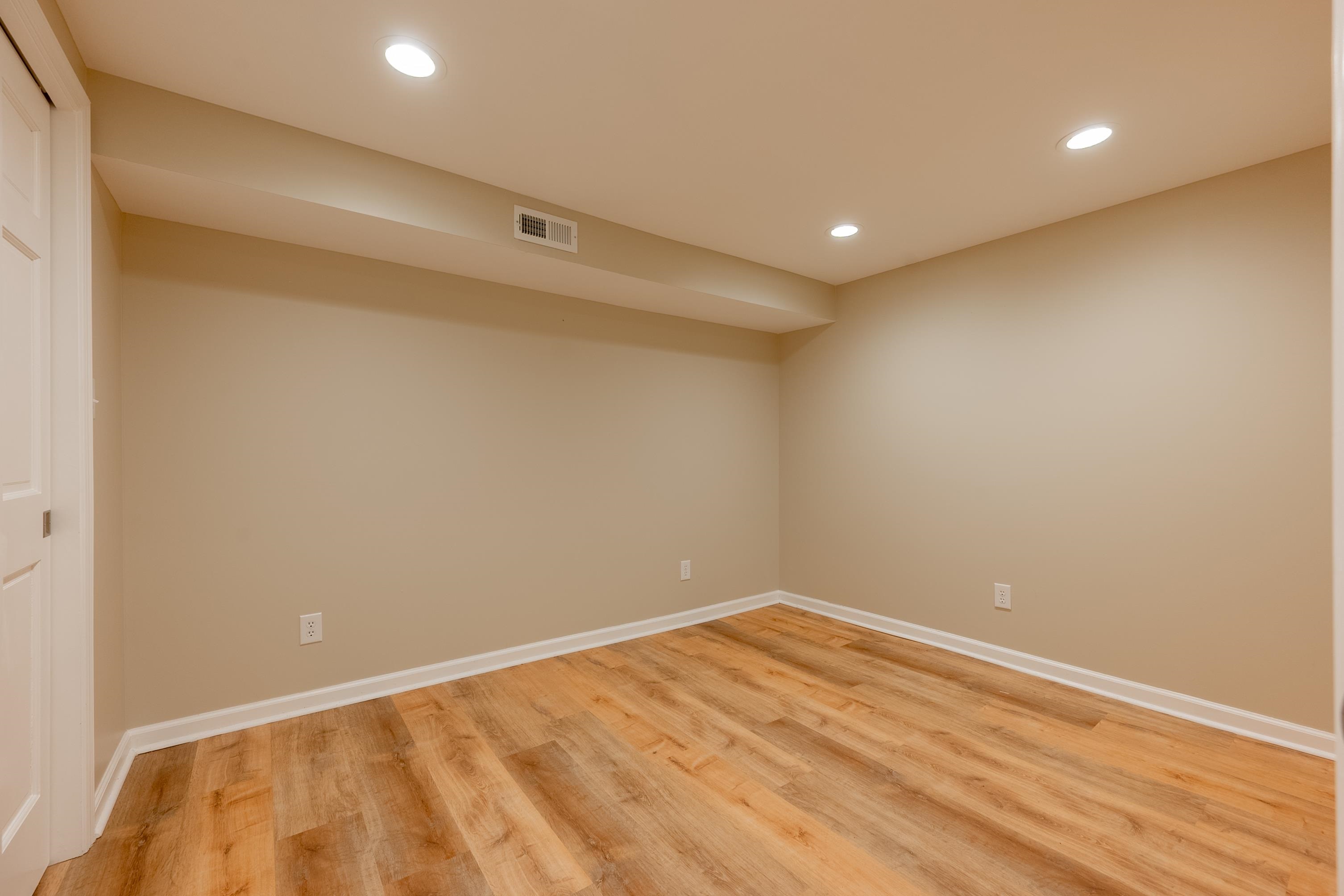 502 Edgewood Lane