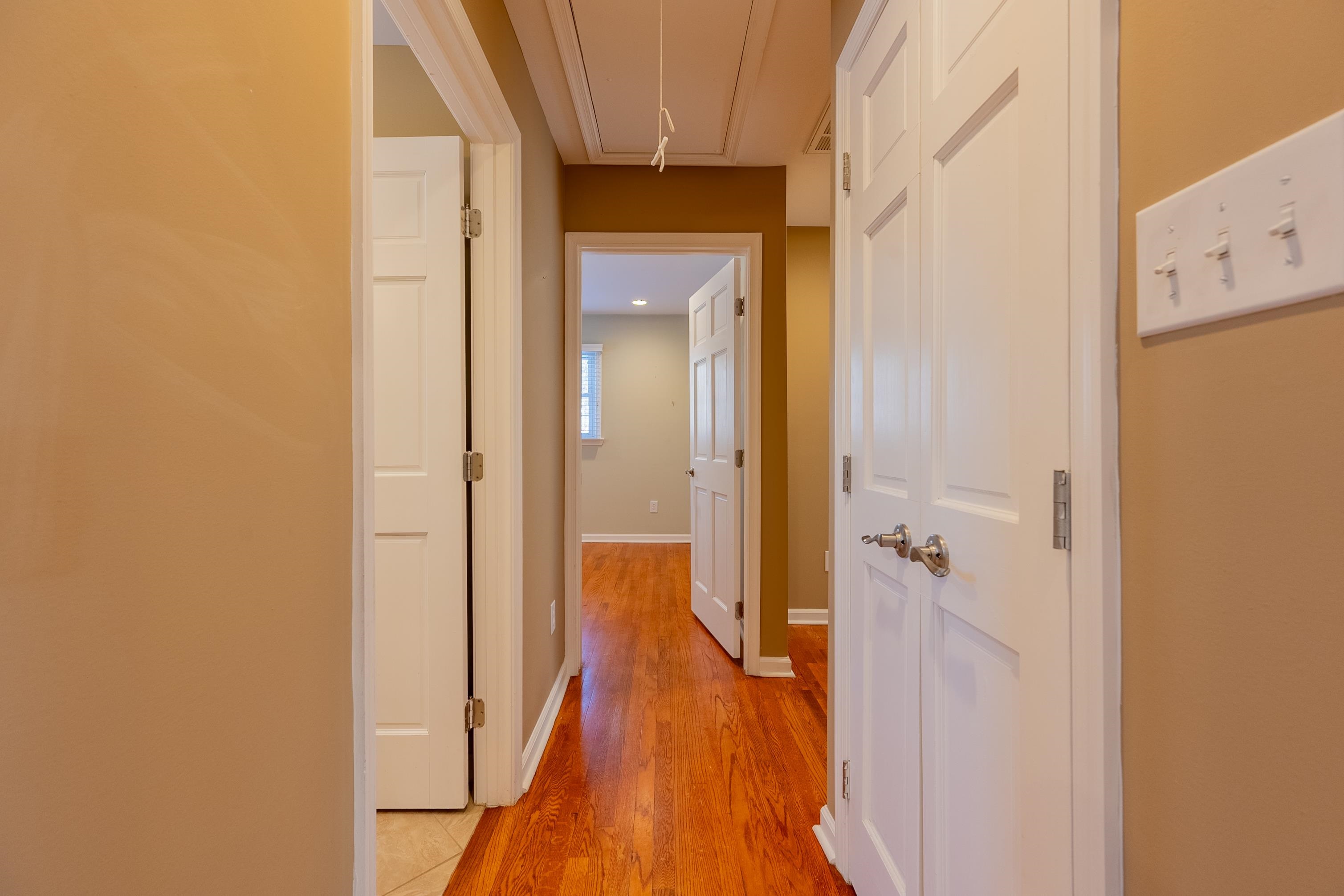 502 Edgewood Lane