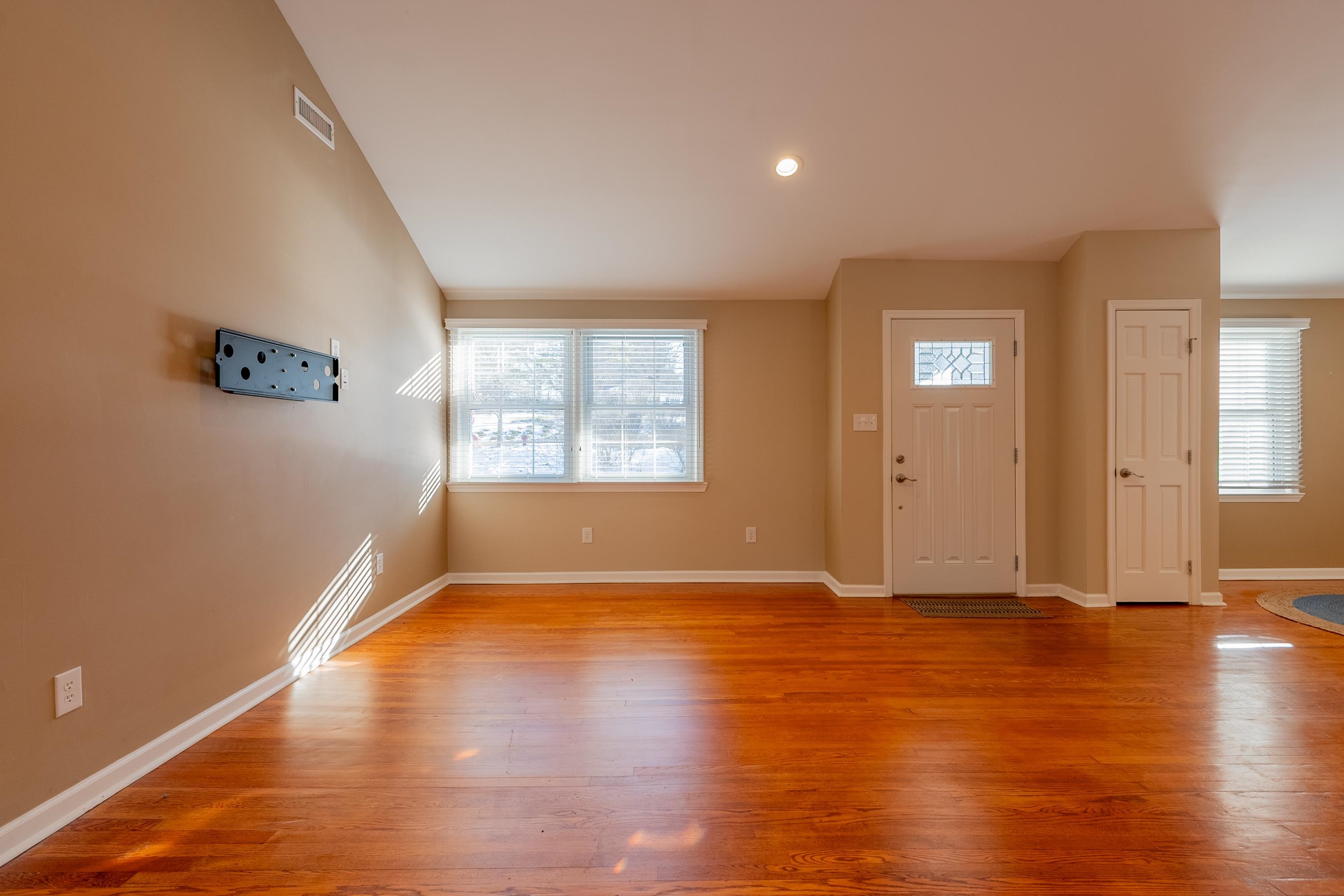 502 Edgewood Lane