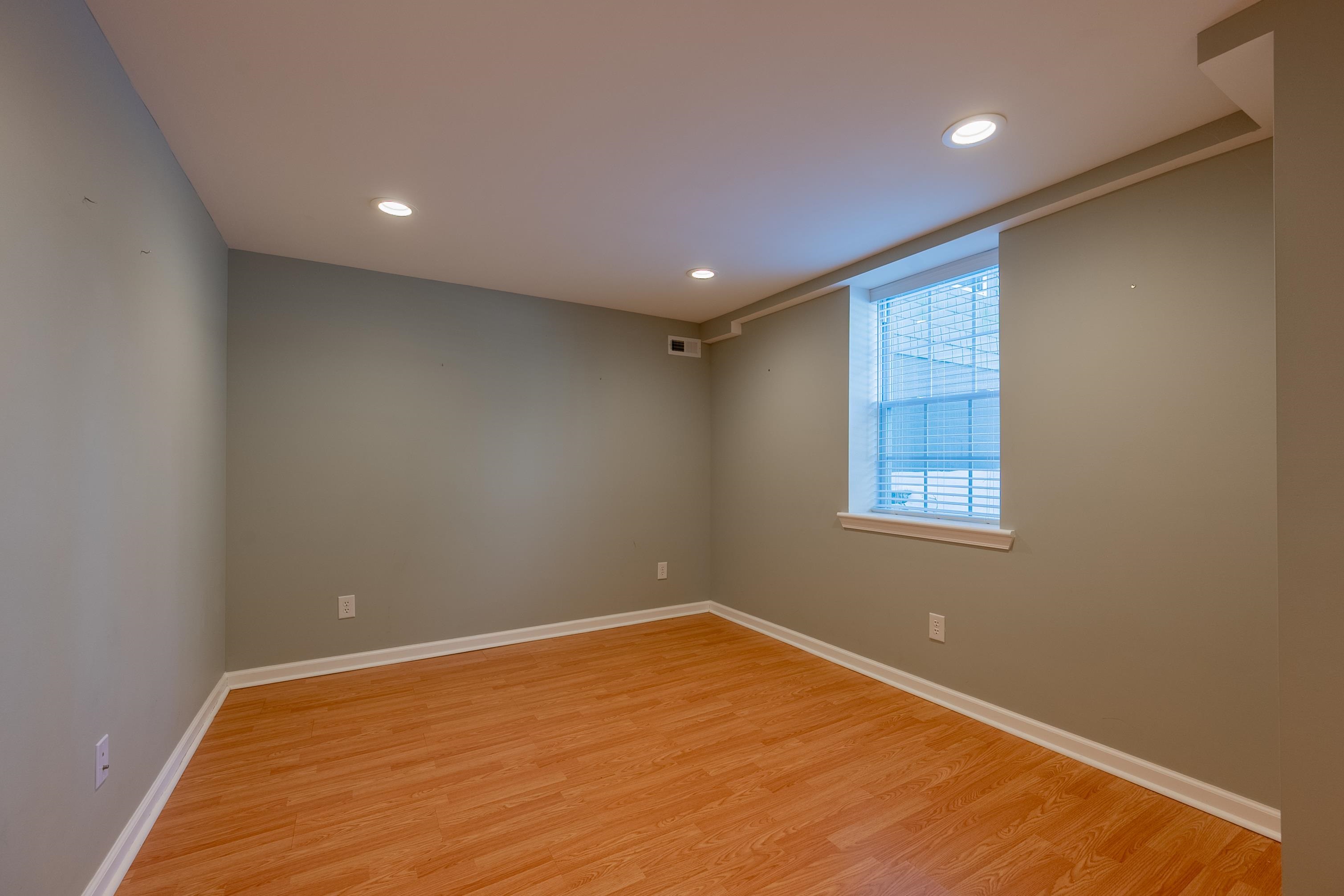 502 Edgewood Lane