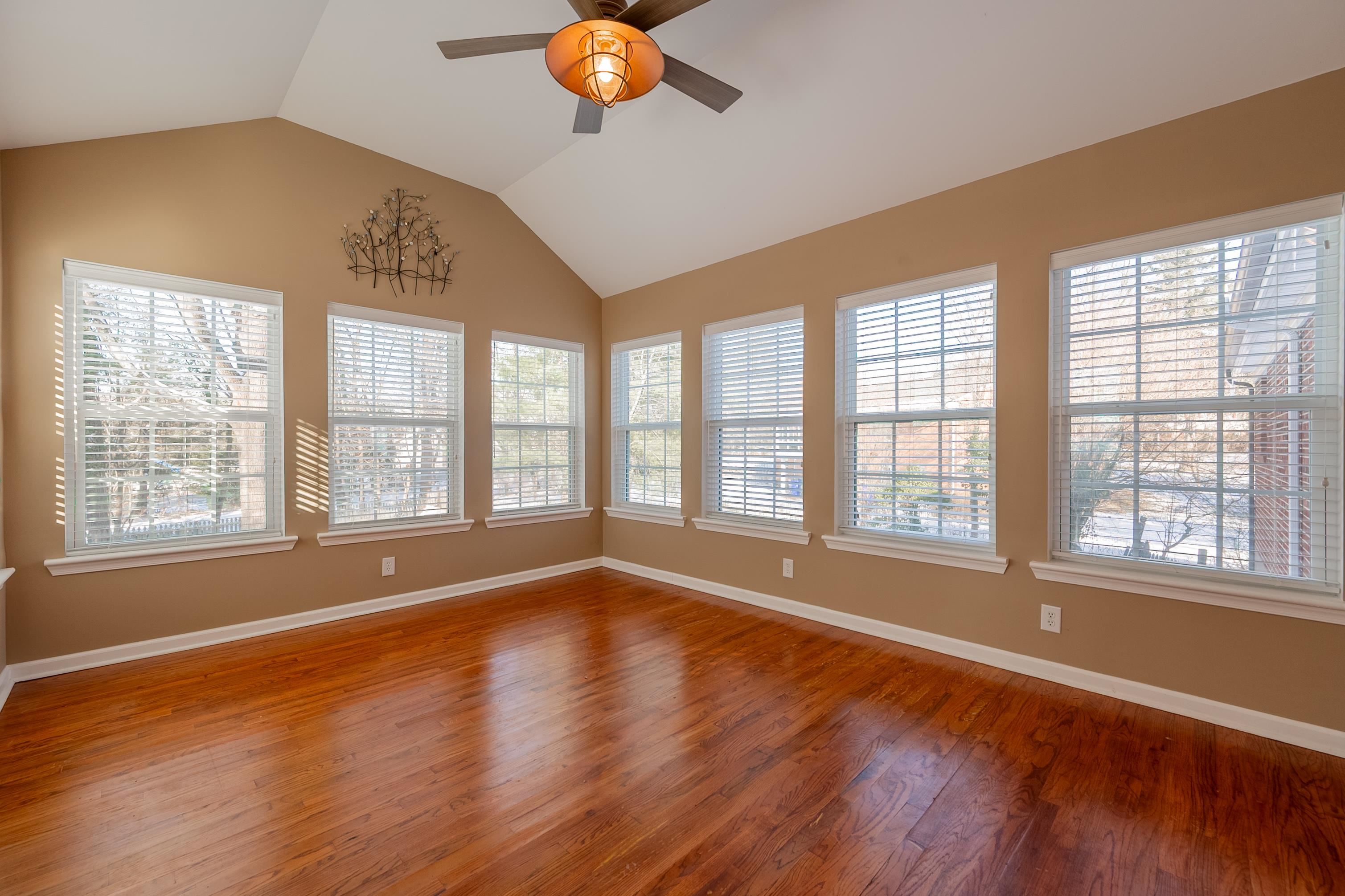 502 Edgewood Lane