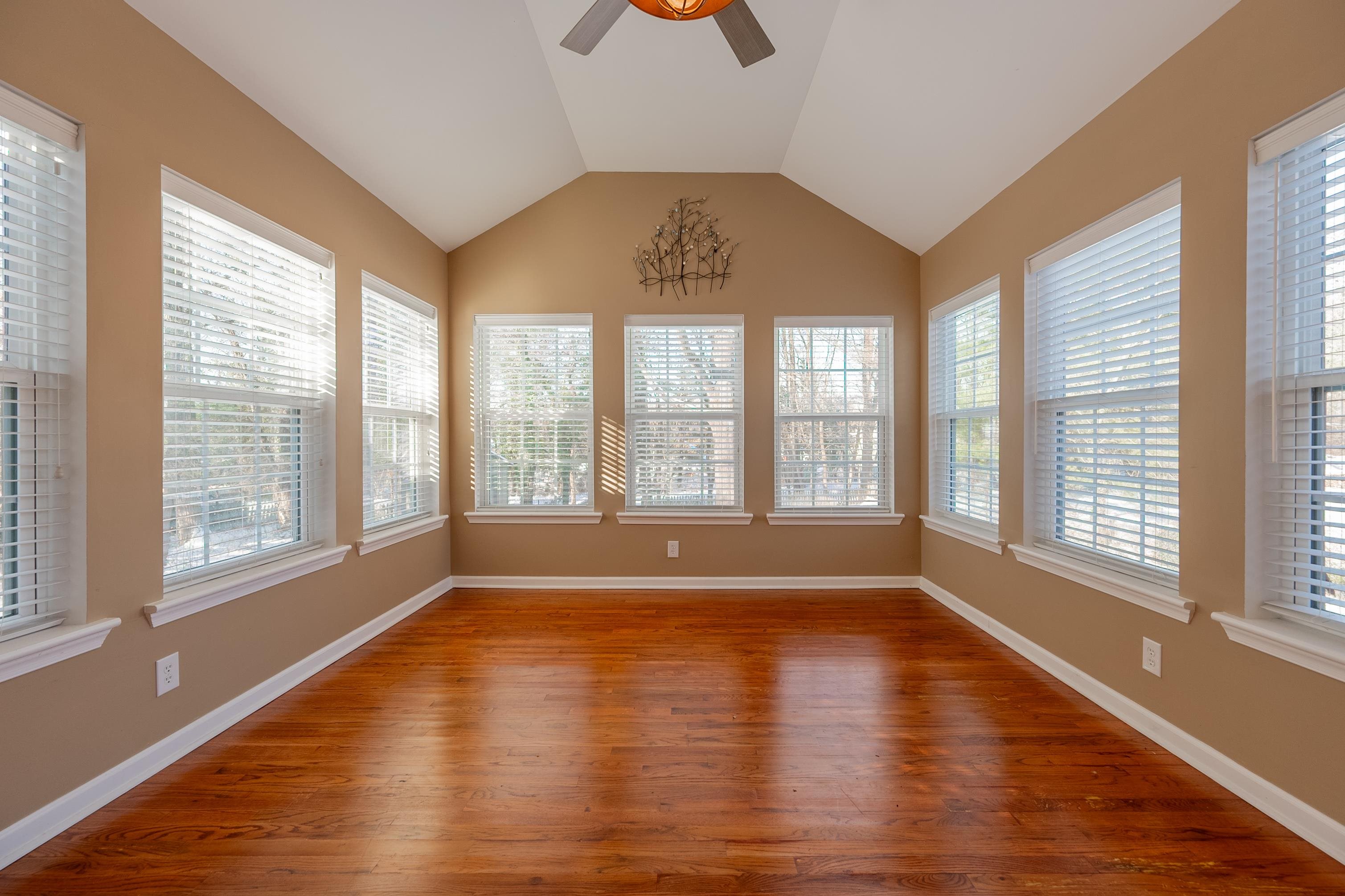 502 Edgewood Lane