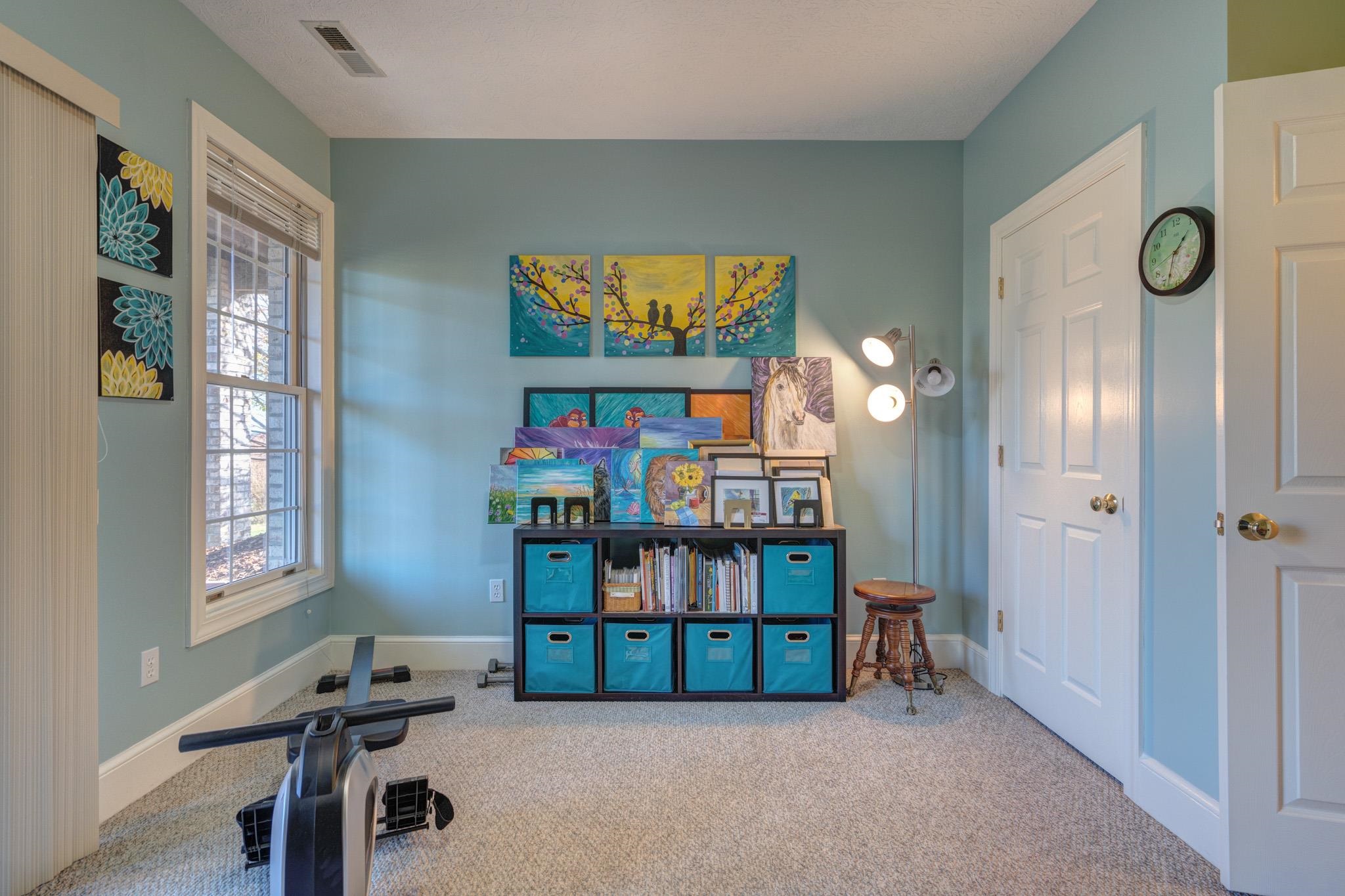 404 CEDAR ORCHARD Drive W