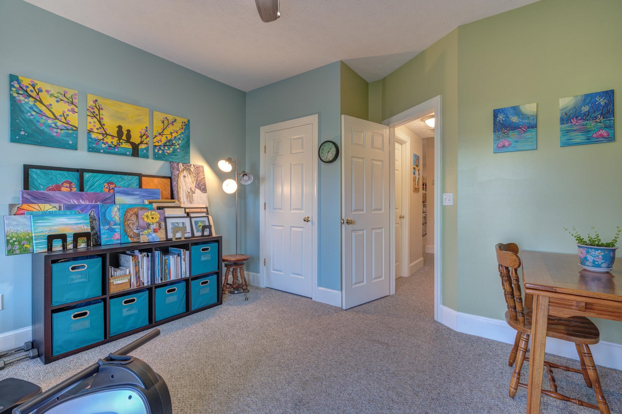 404 CEDAR ORCHARD Drive W