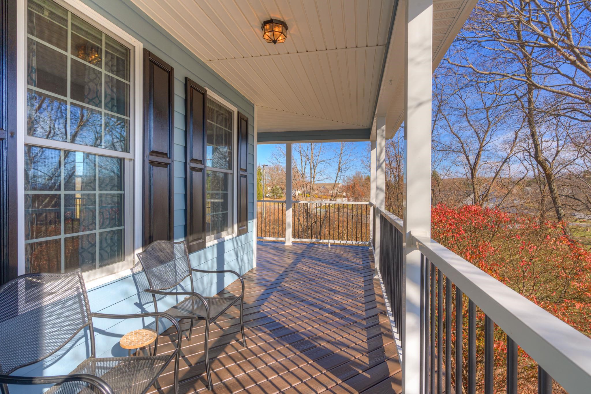 404 CEDAR ORCHARD Drive W