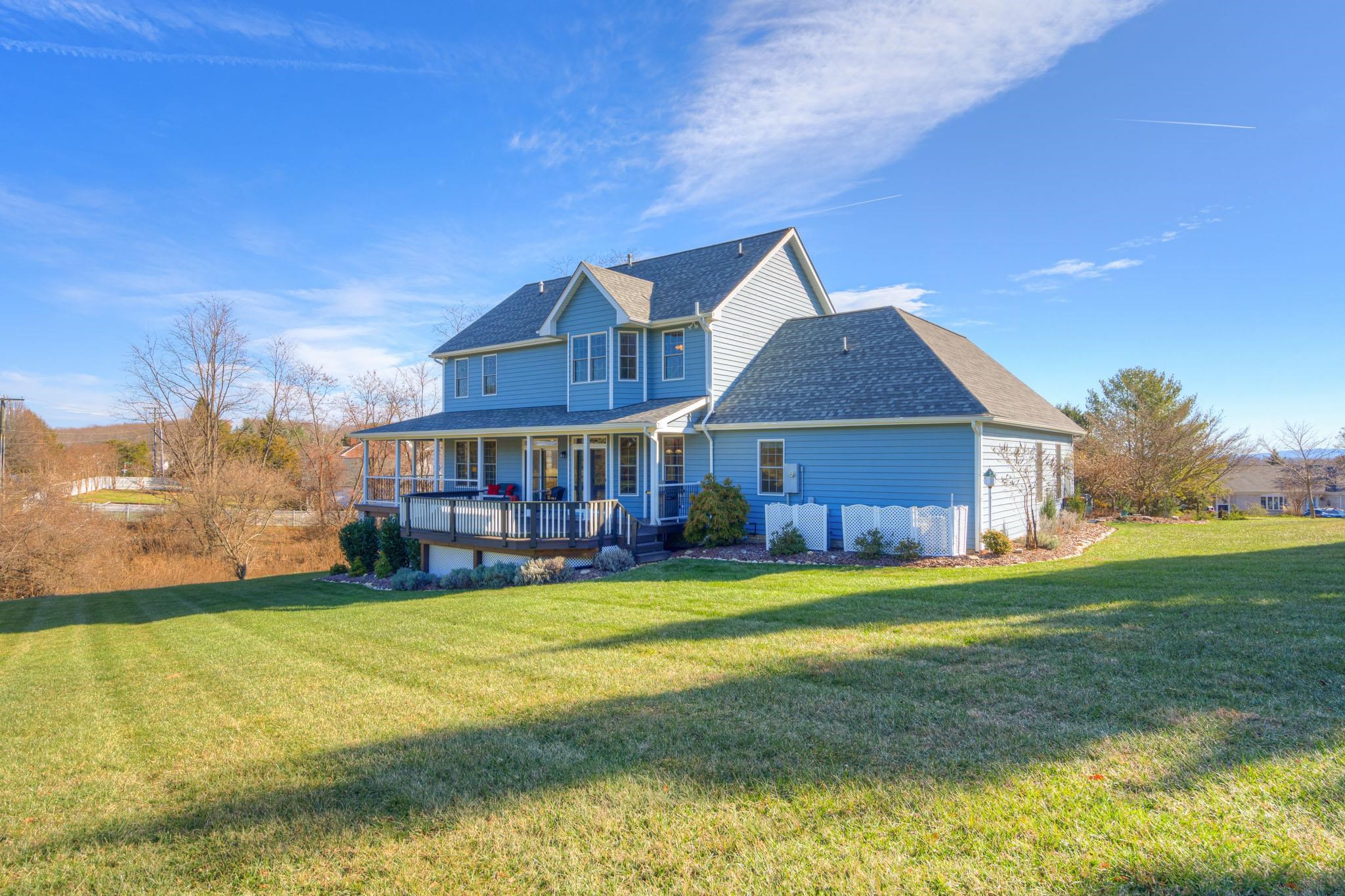 404 CEDAR ORCHARD Drive W