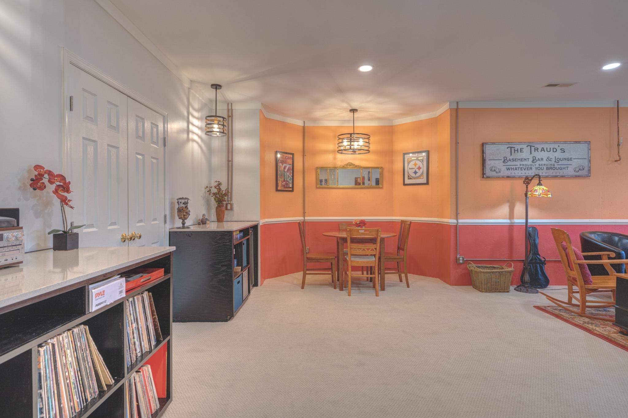 404 CEDAR ORCHARD Drive W