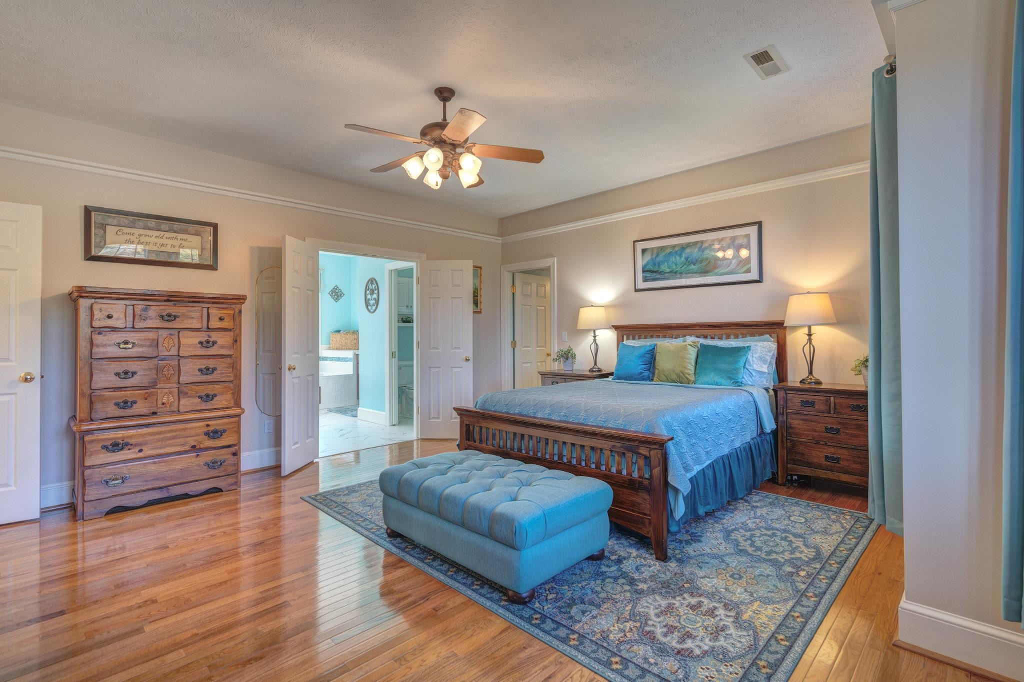 404 CEDAR ORCHARD Drive W