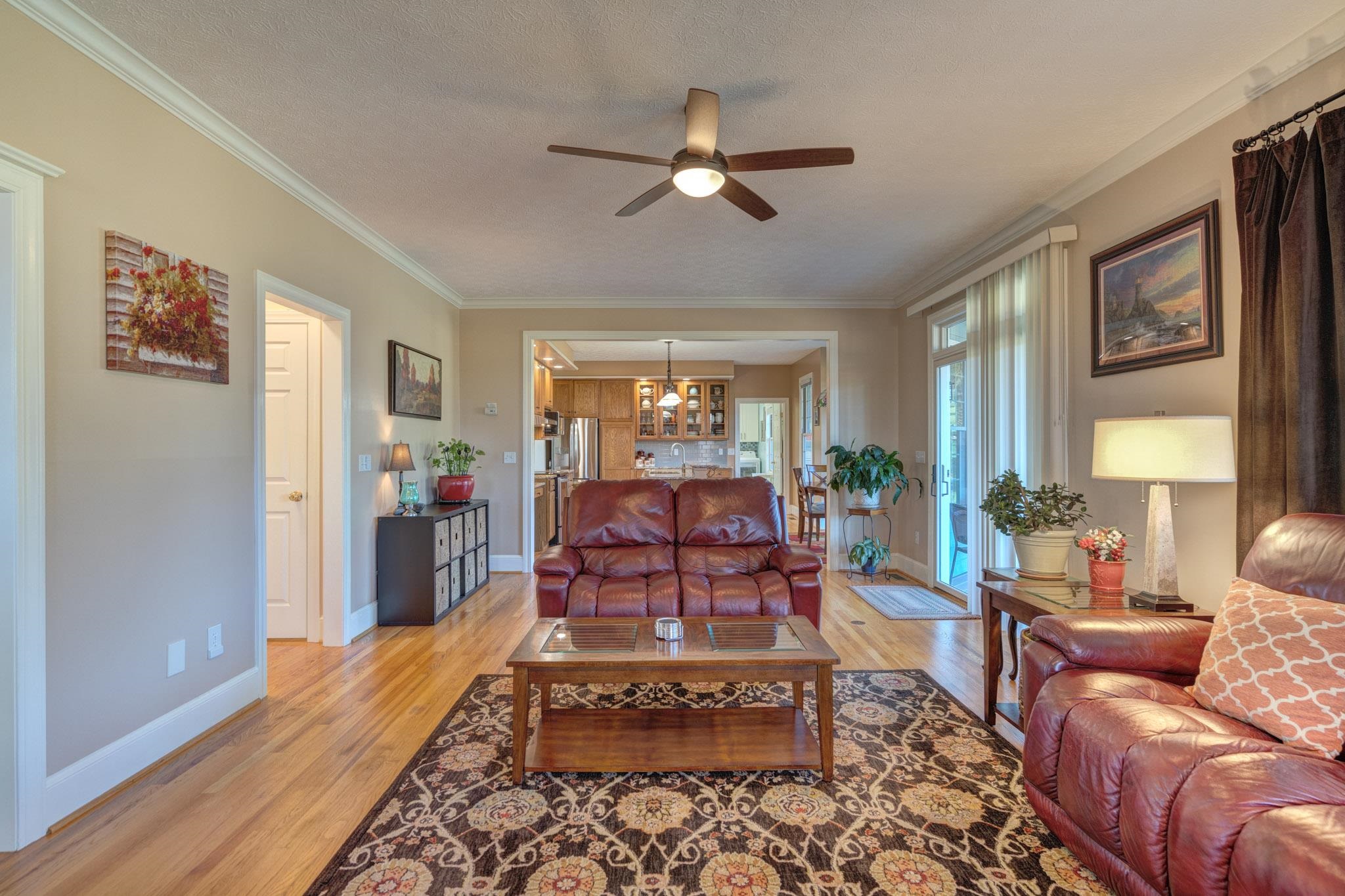 404 CEDAR ORCHARD Drive W