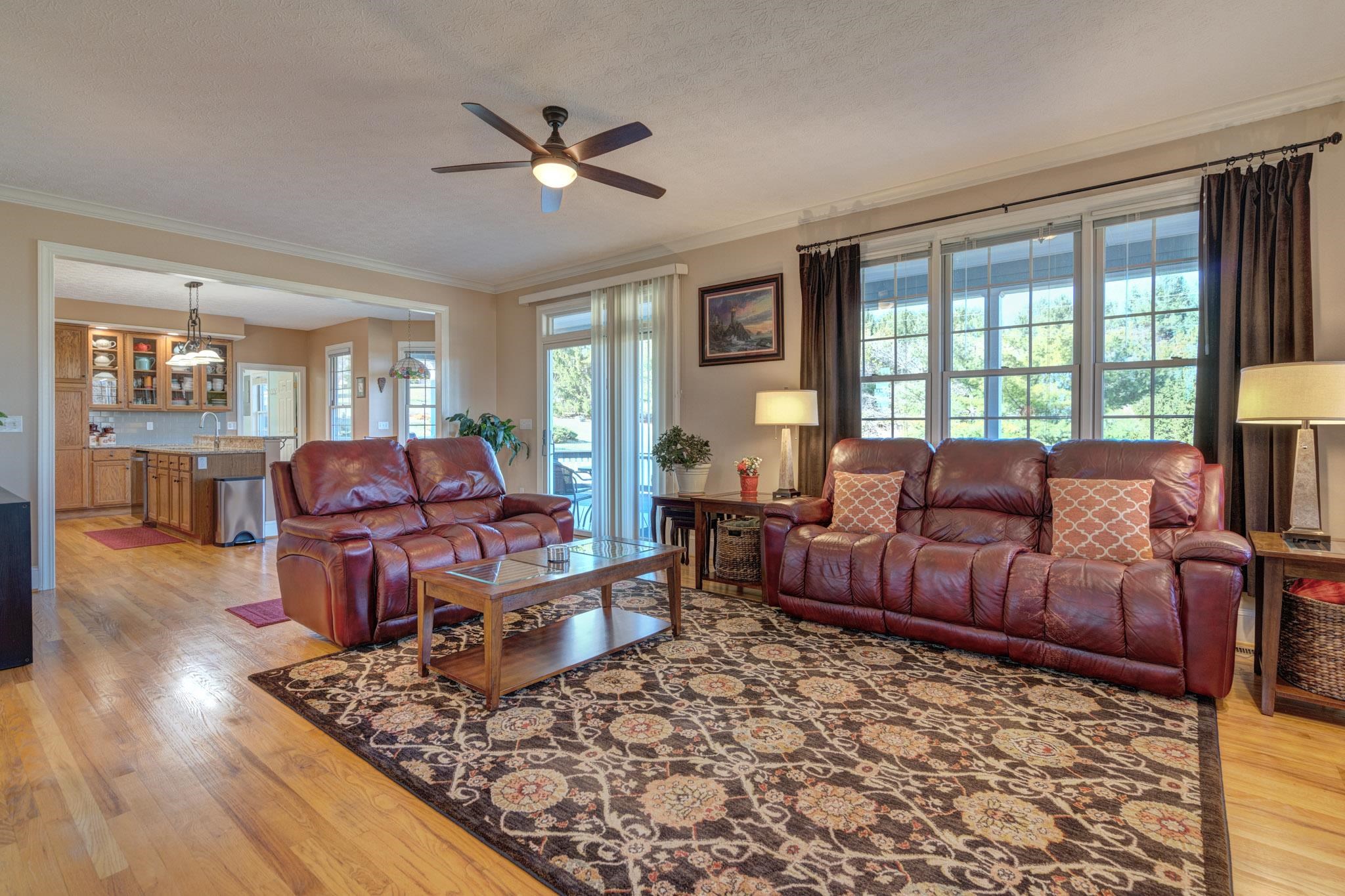 404 CEDAR ORCHARD Drive W