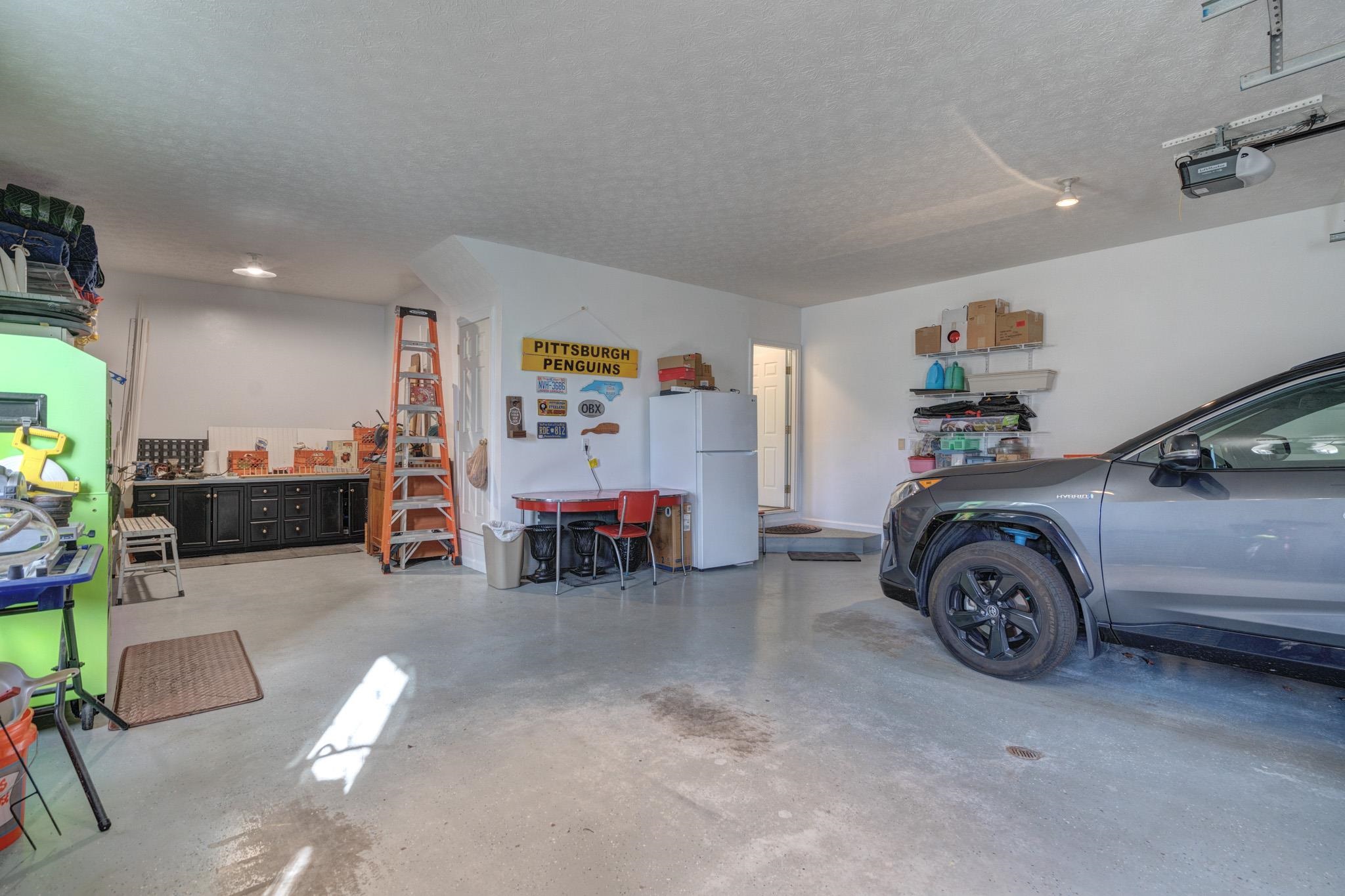 404 CEDAR ORCHARD Drive W