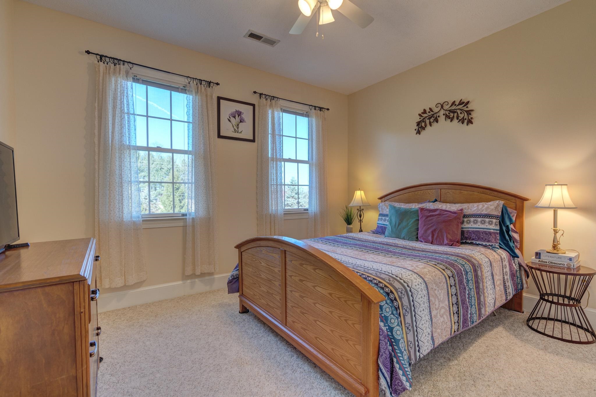 404 CEDAR ORCHARD Drive W