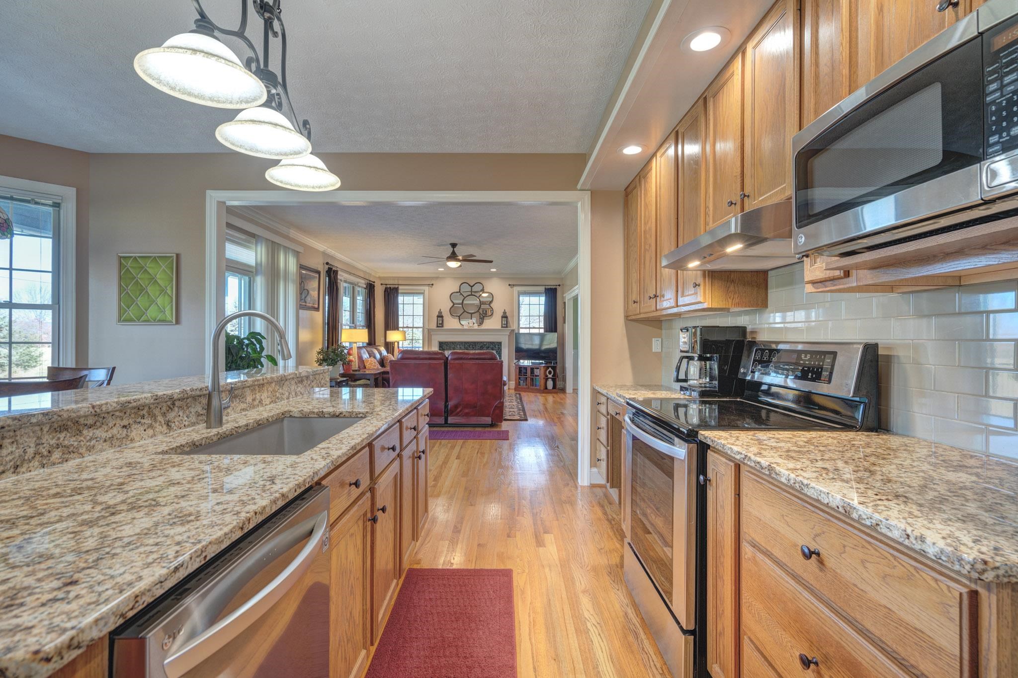 404 CEDAR ORCHARD Drive W