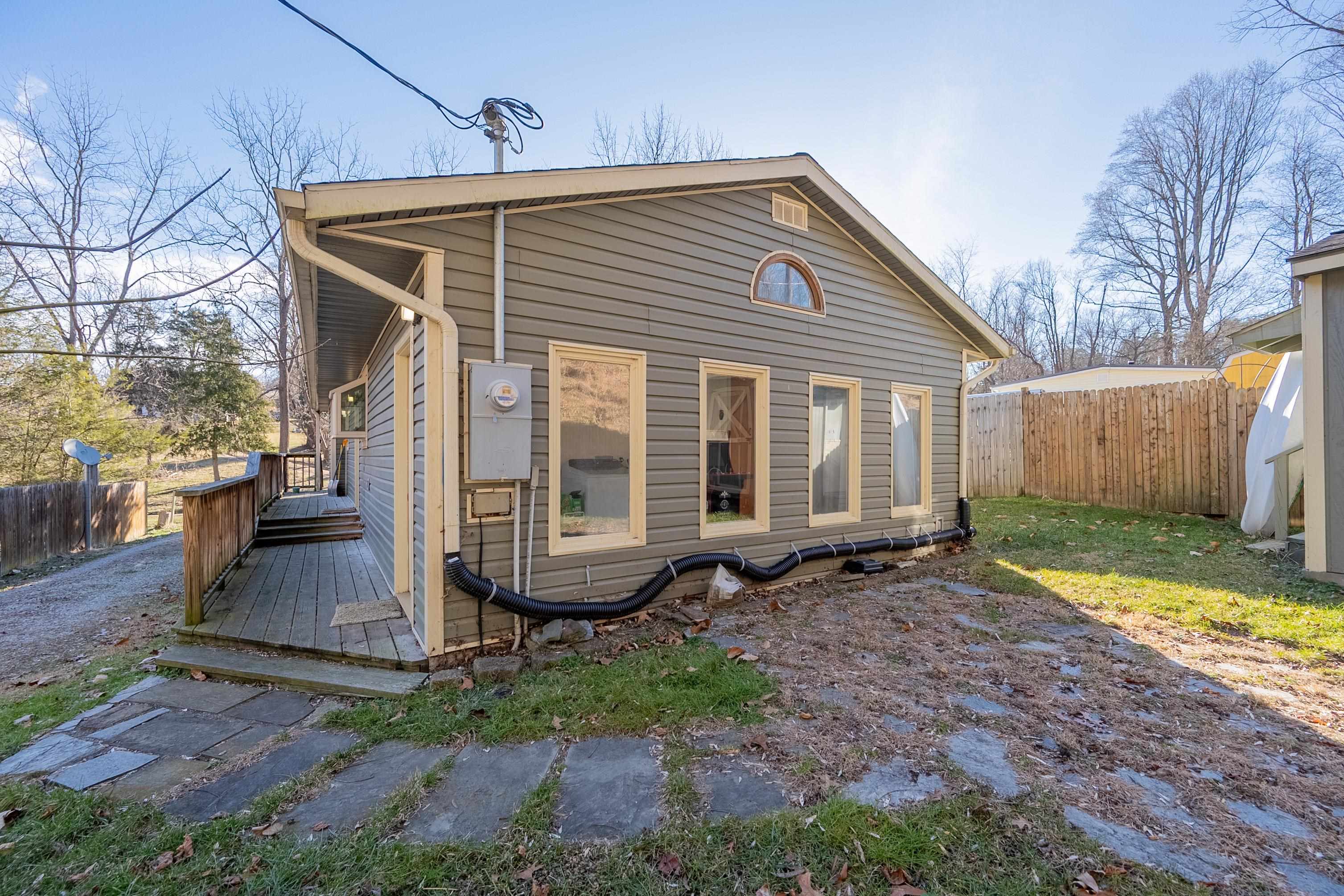 6879 Owens Road