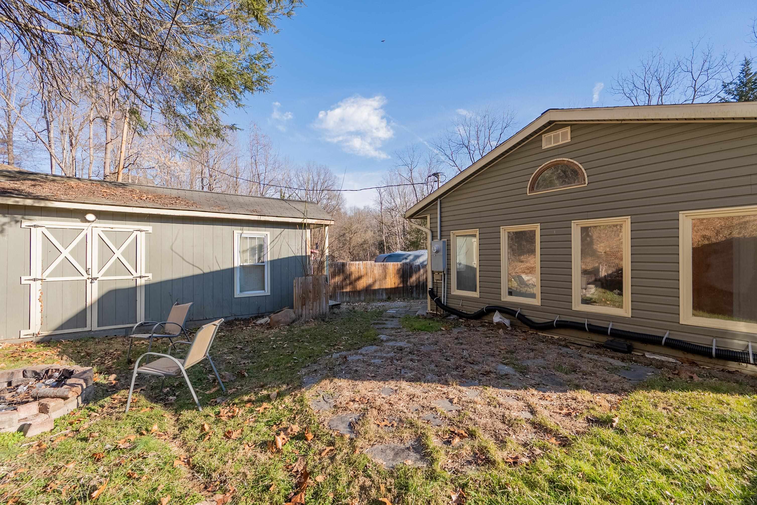 6879 Owens Road