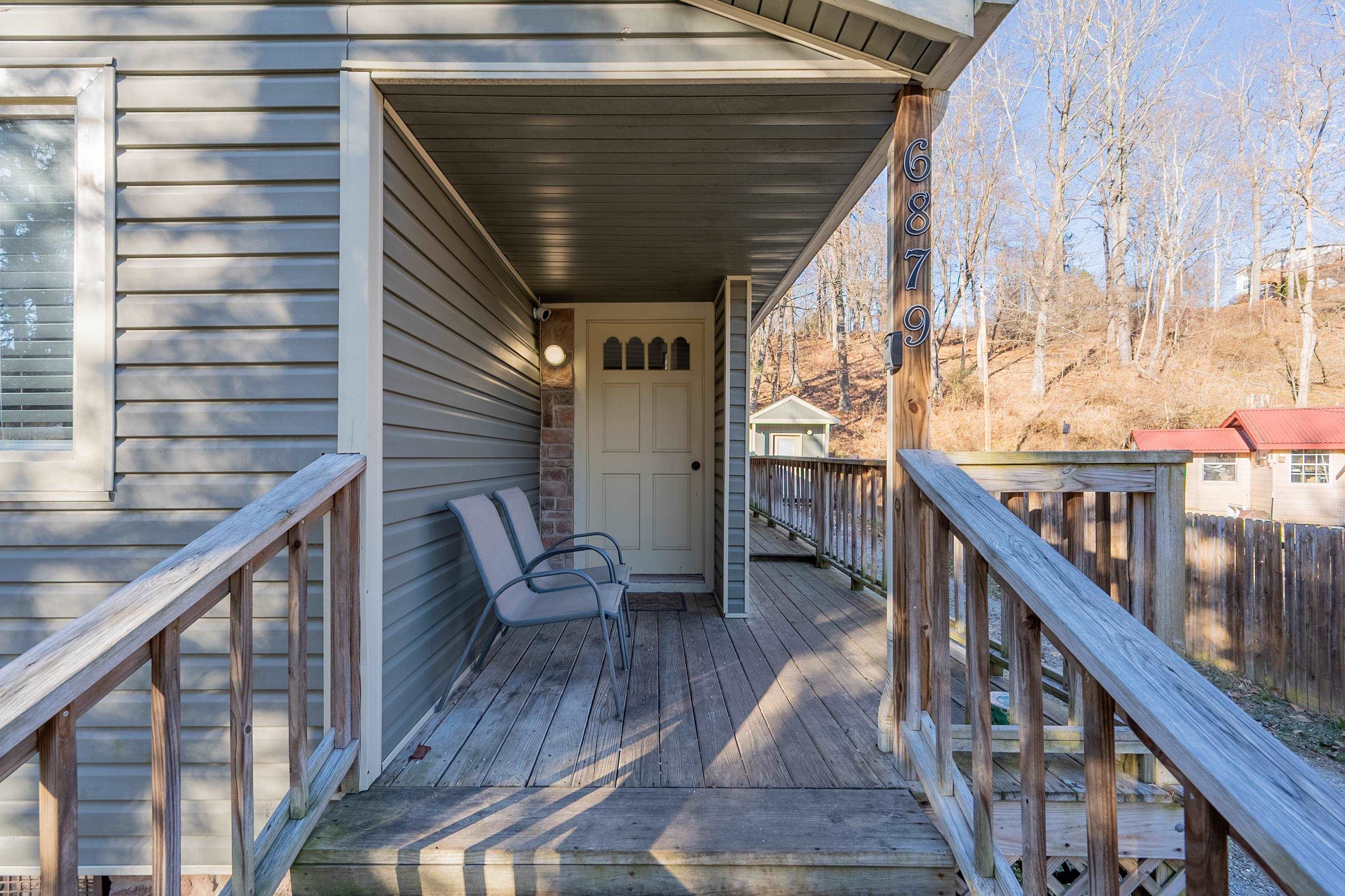 6879 Owens Road