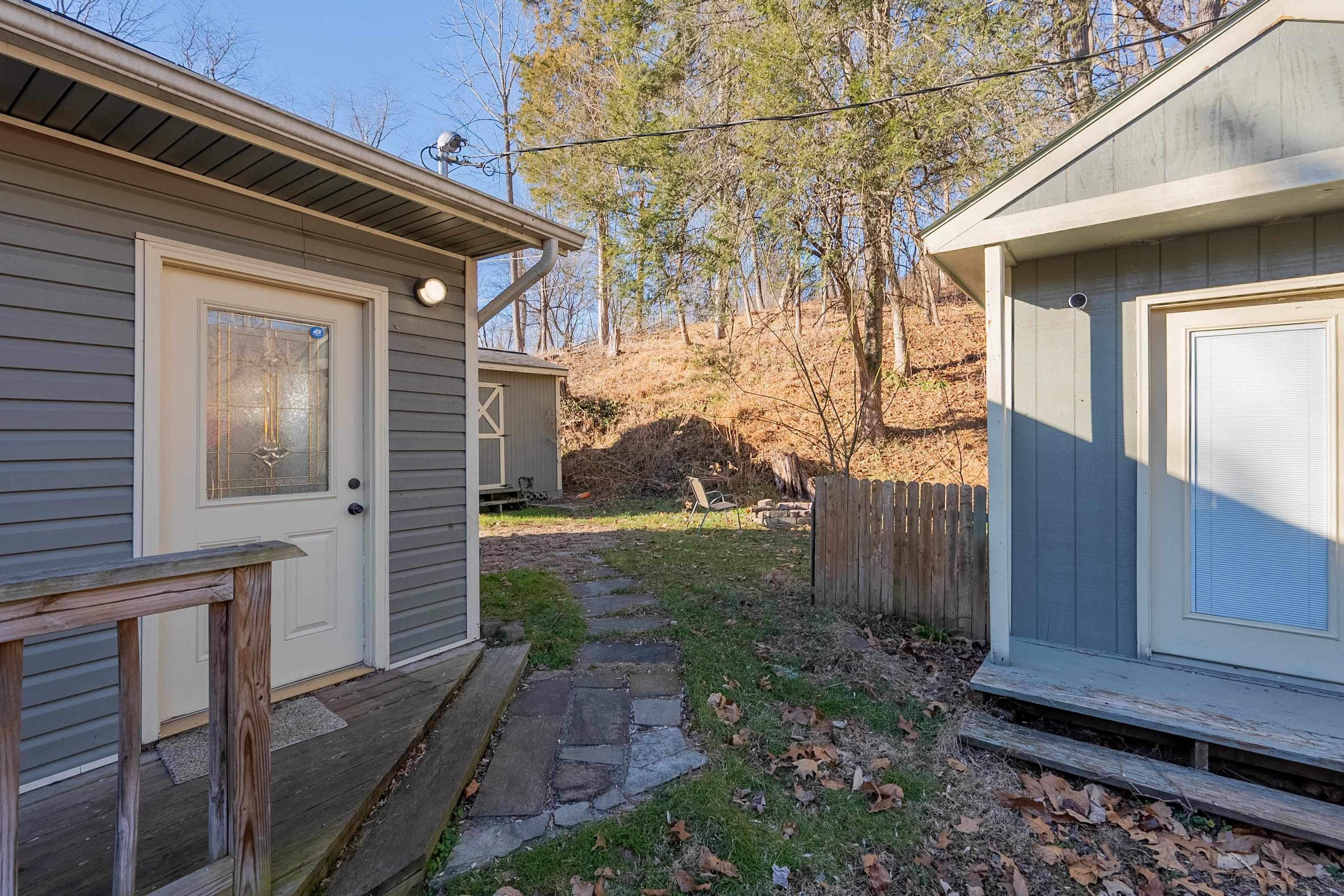 6879 Owens Road