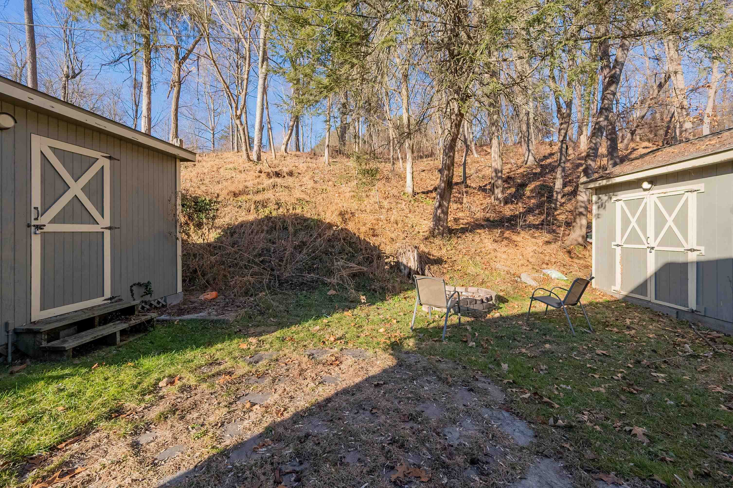 6879 Owens Road