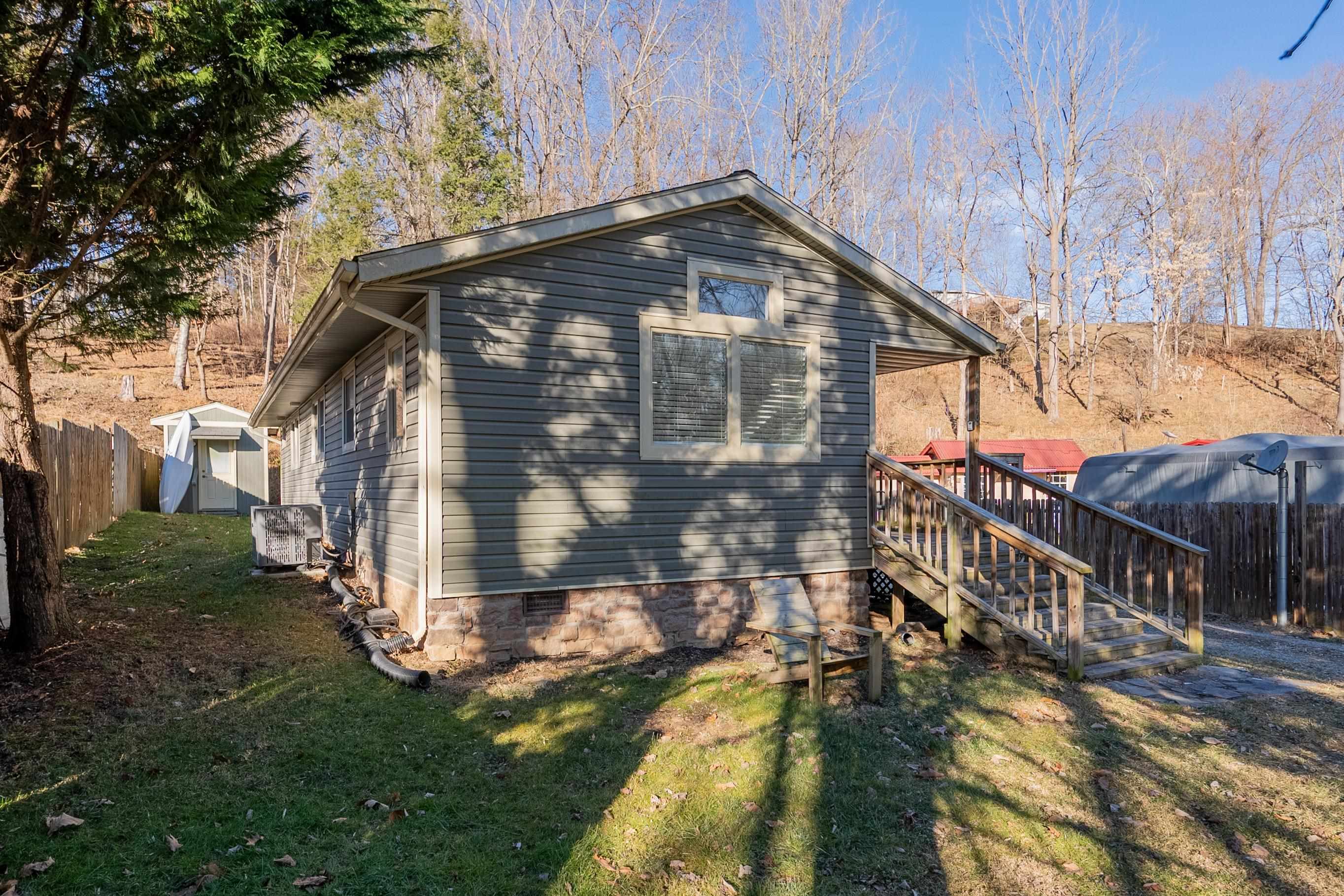 6879 Owens Road