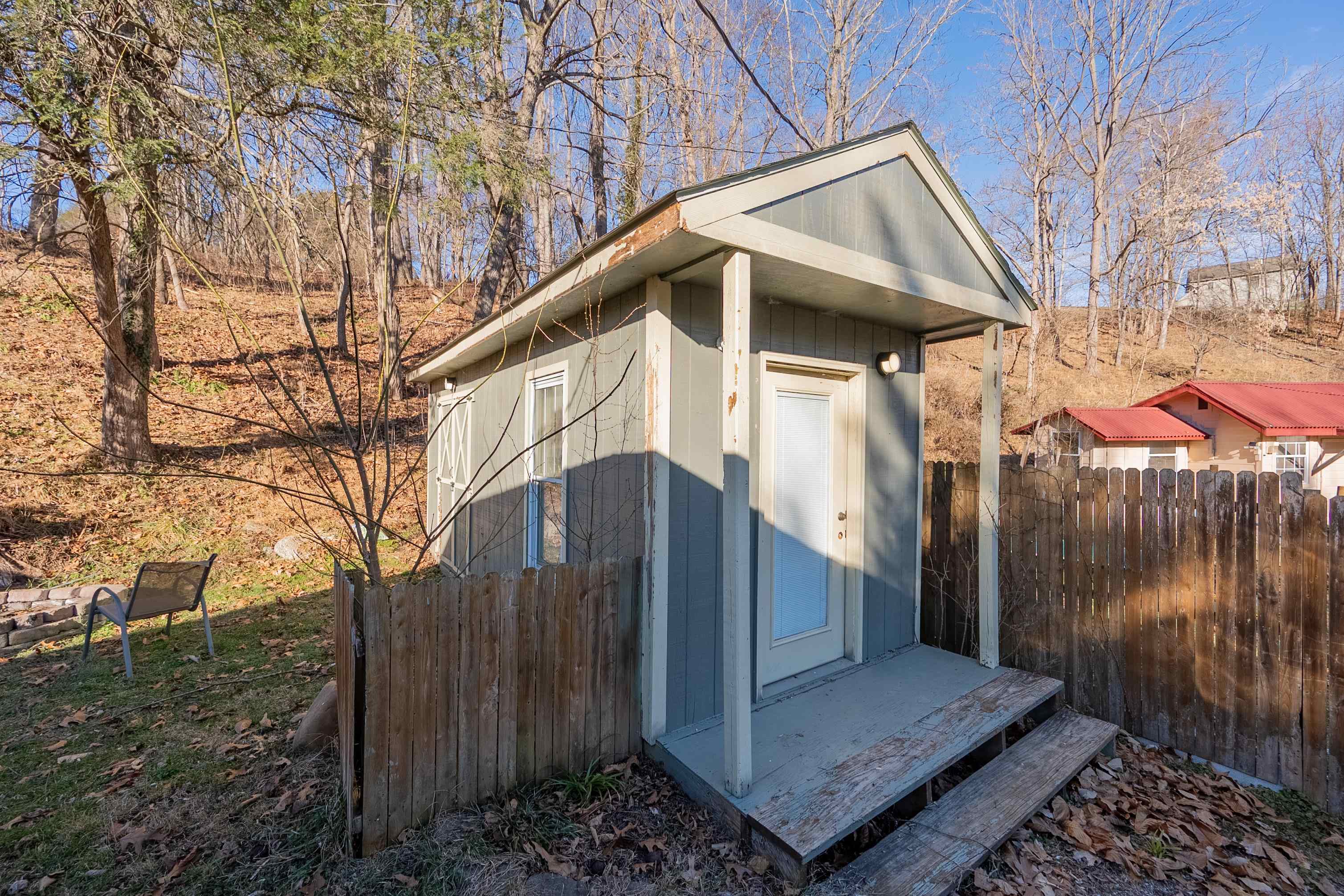 6879 Owens Road