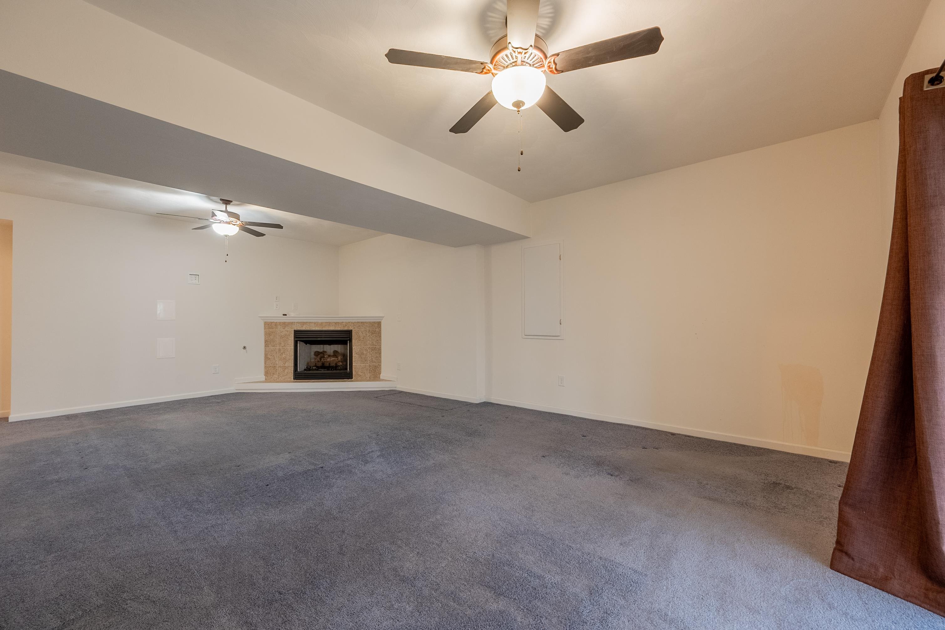 1110 CROSSCREEK Drive