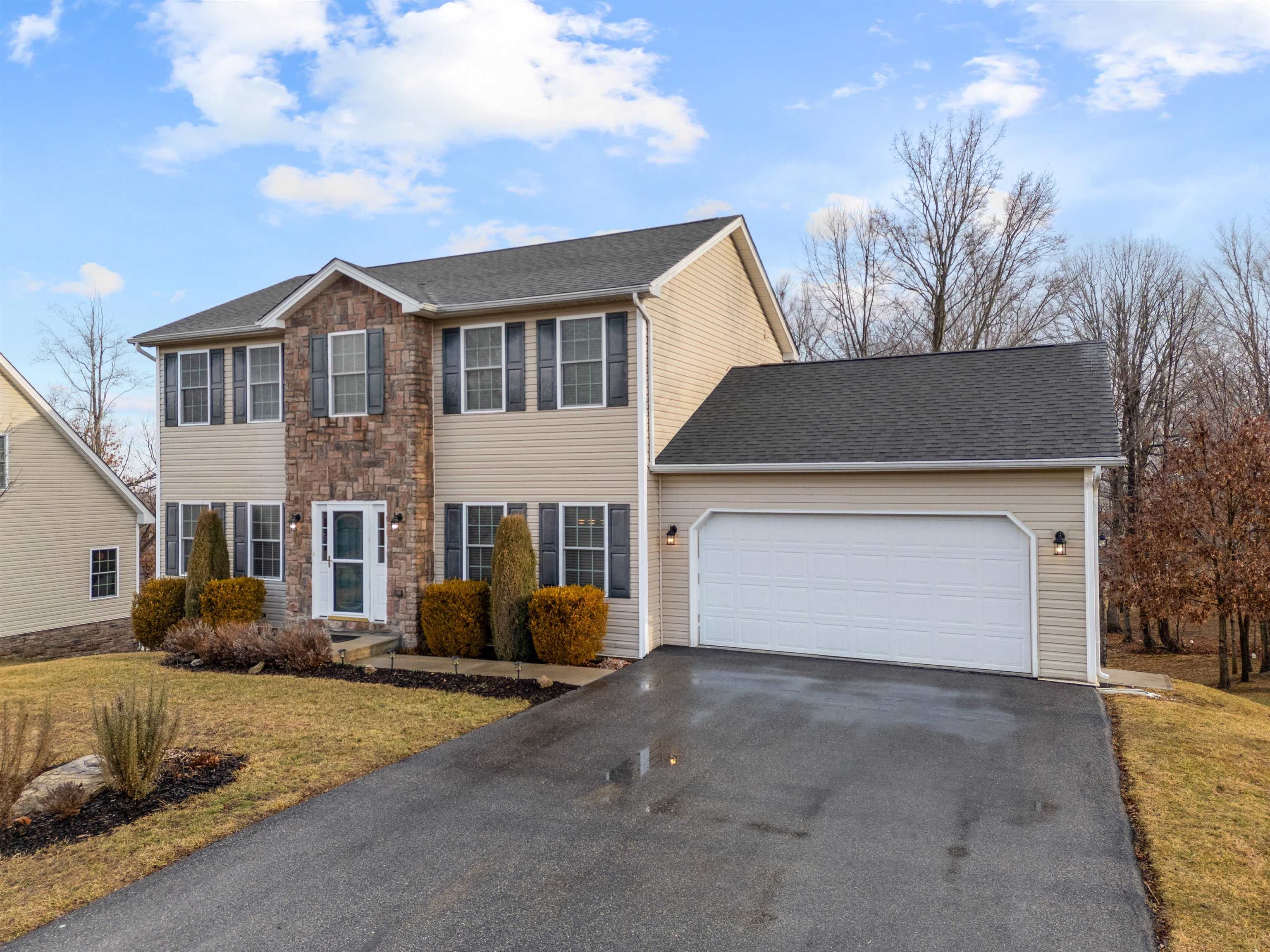 1110 CROSSCREEK Drive
