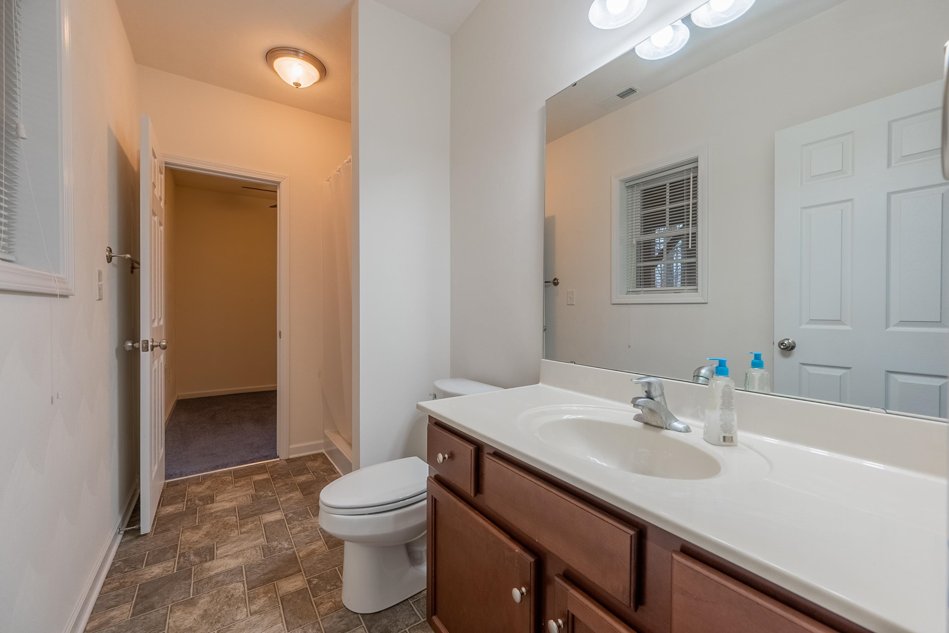 1110 CROSSCREEK Drive