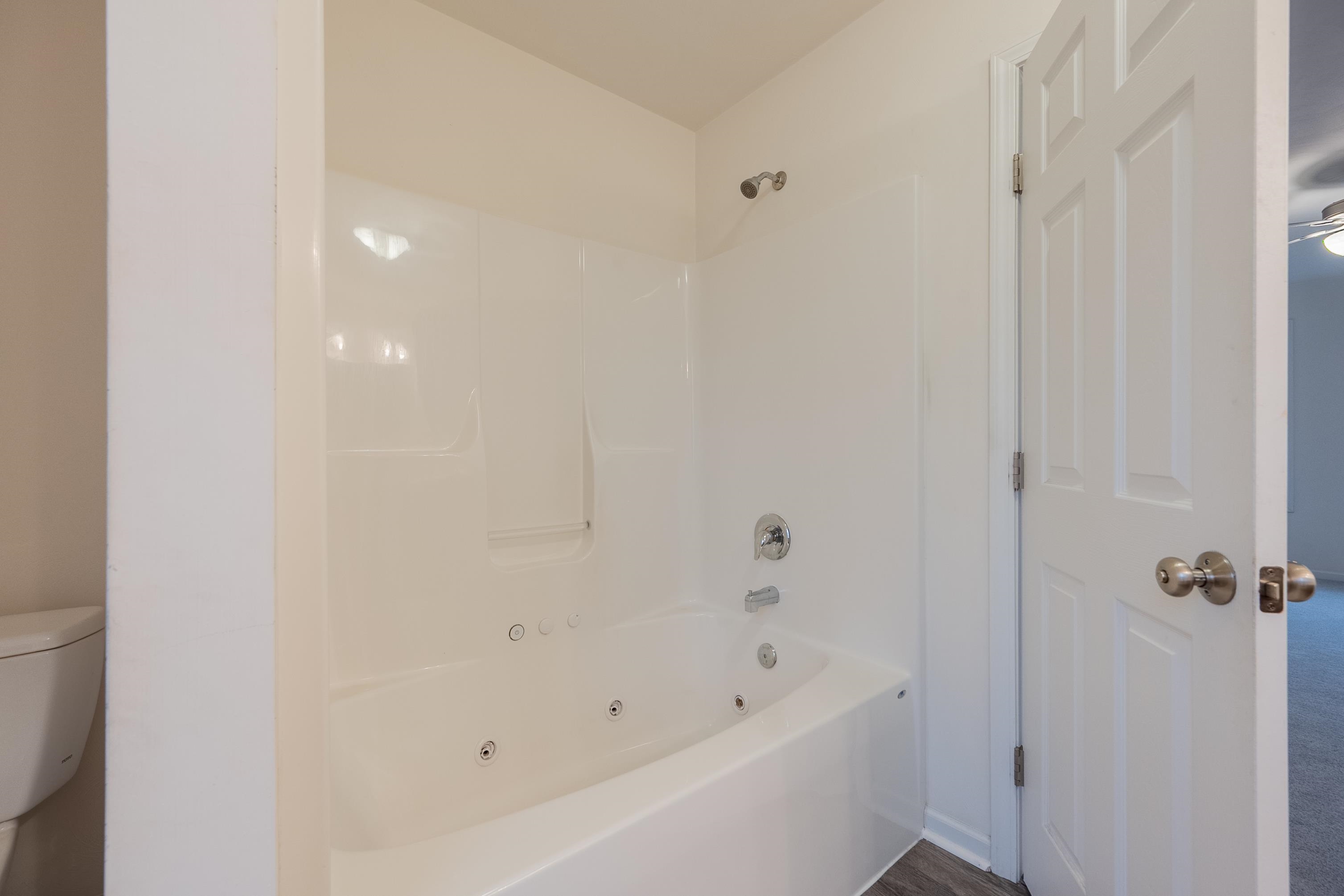 1110 CROSSCREEK Drive