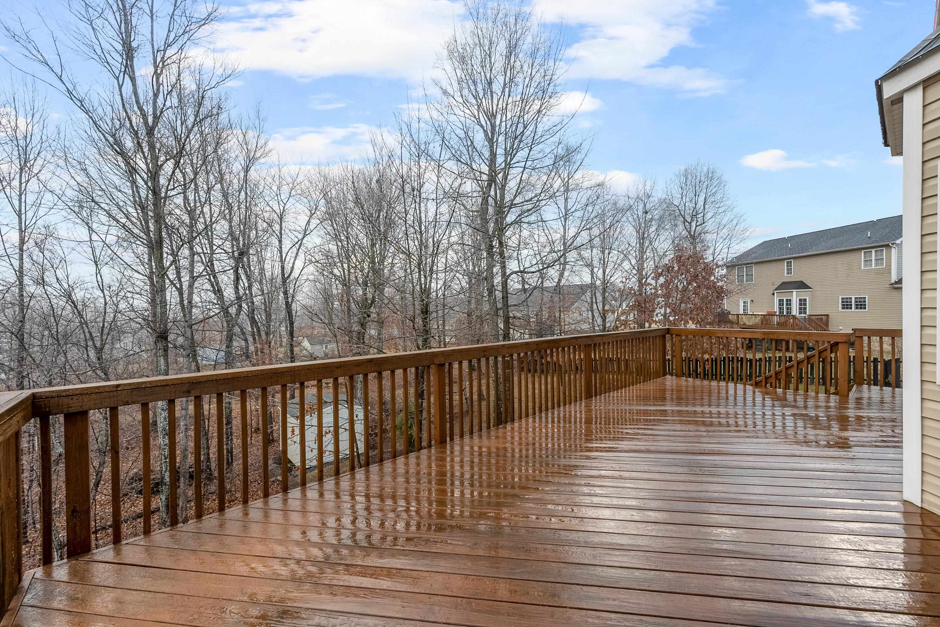 1110 CROSSCREEK Drive